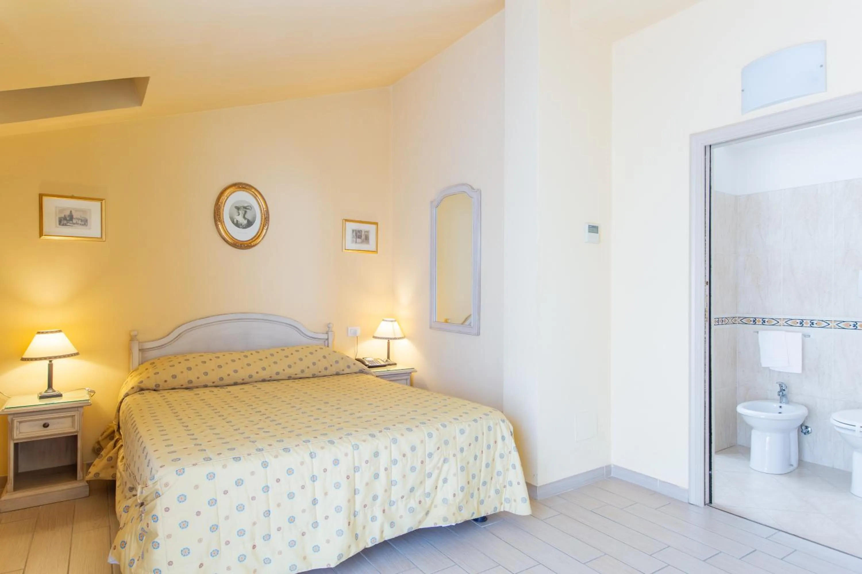 Bedroom, Bed in Hotel Sant'Andrea