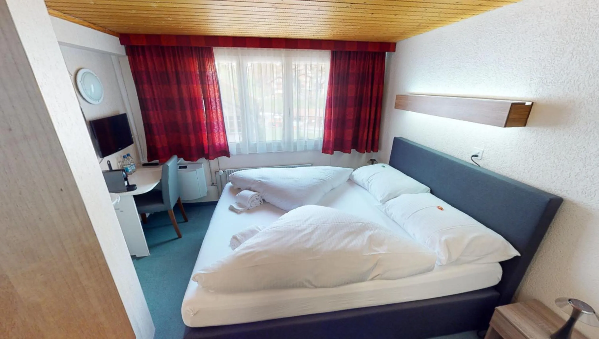 Bed in Boutique Hotel & Restaurant Bären Ringgenberg