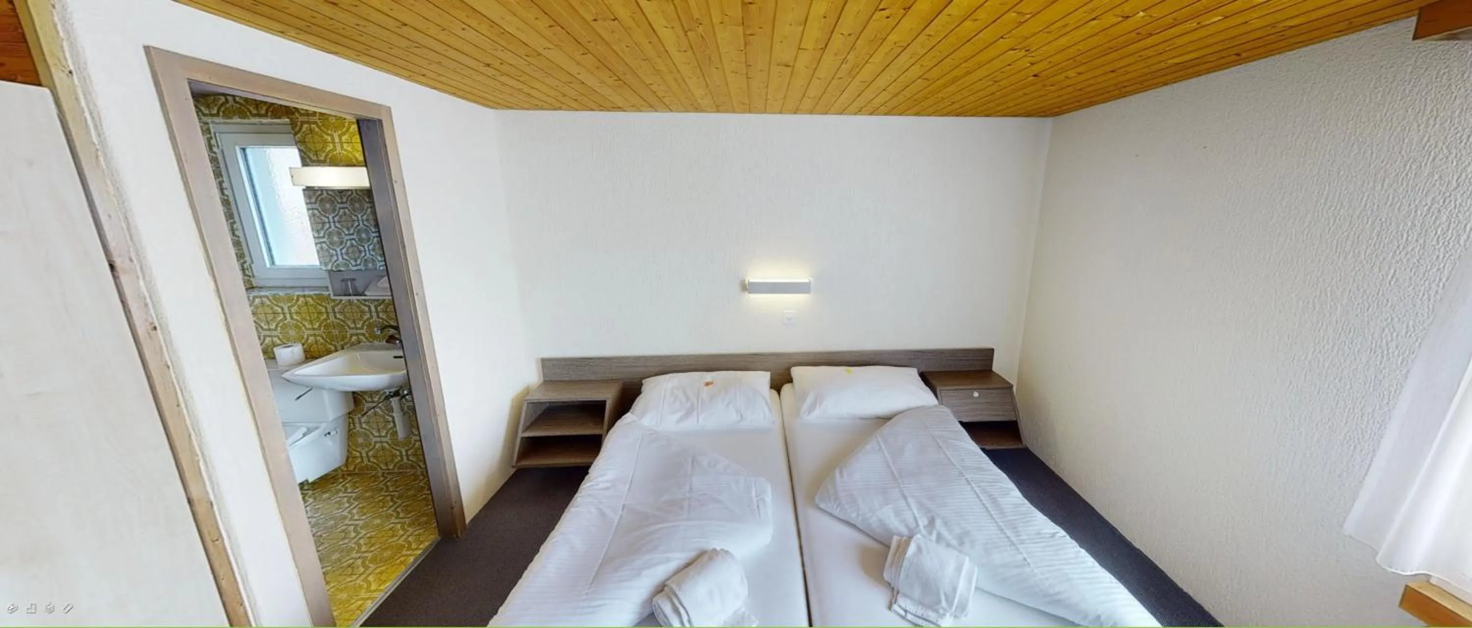 Bed in Boutique Hotel & Restaurant Bären Ringgenberg