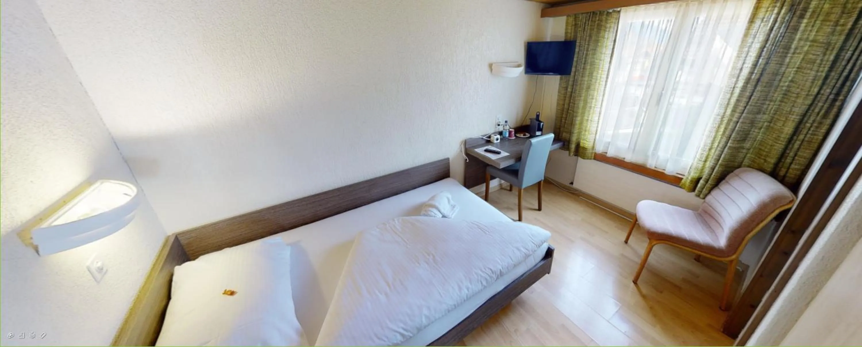 Bed in Boutique Hotel & Restaurant Bären Ringgenberg