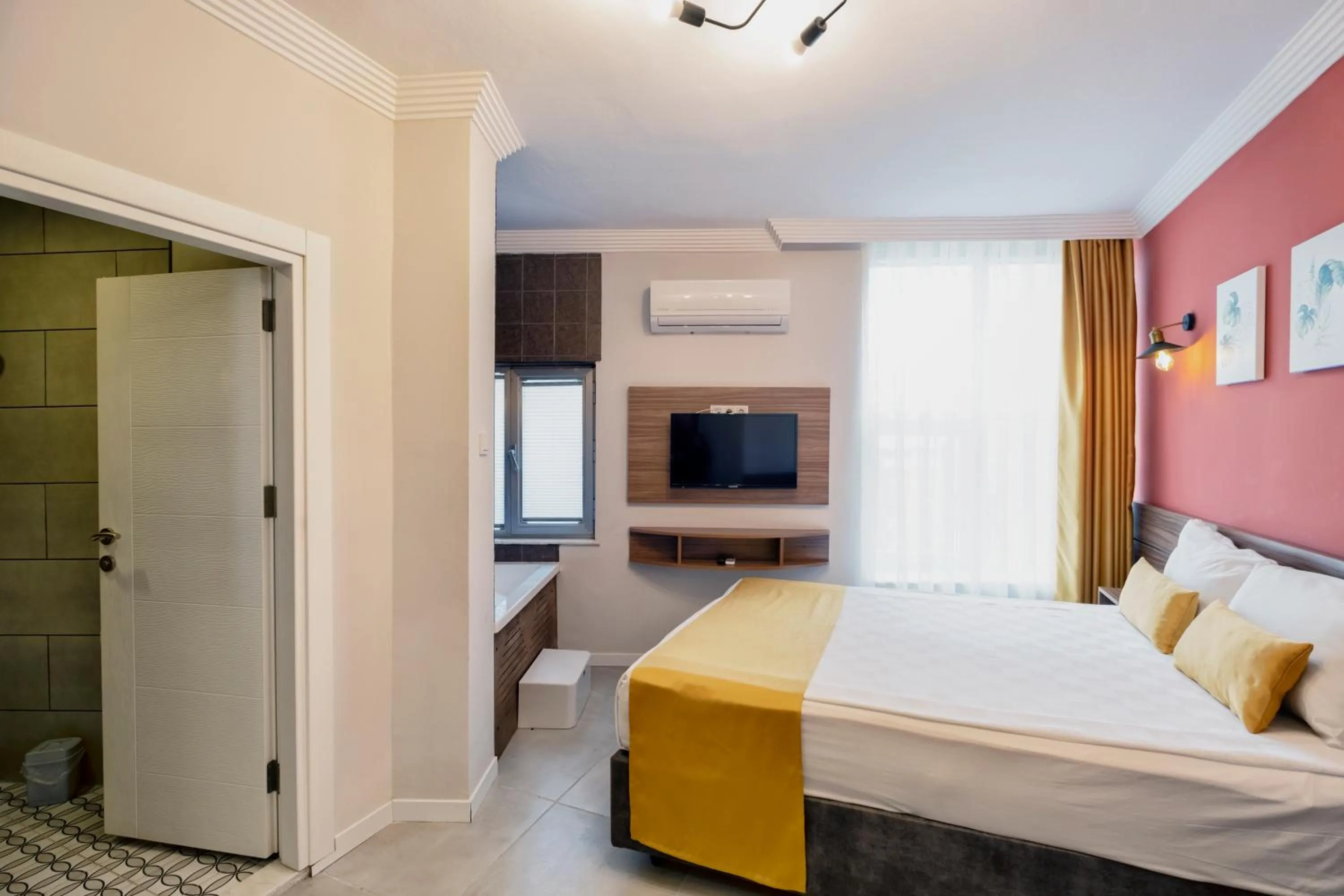 Photo of the whole room, Bed in Terra Rossa