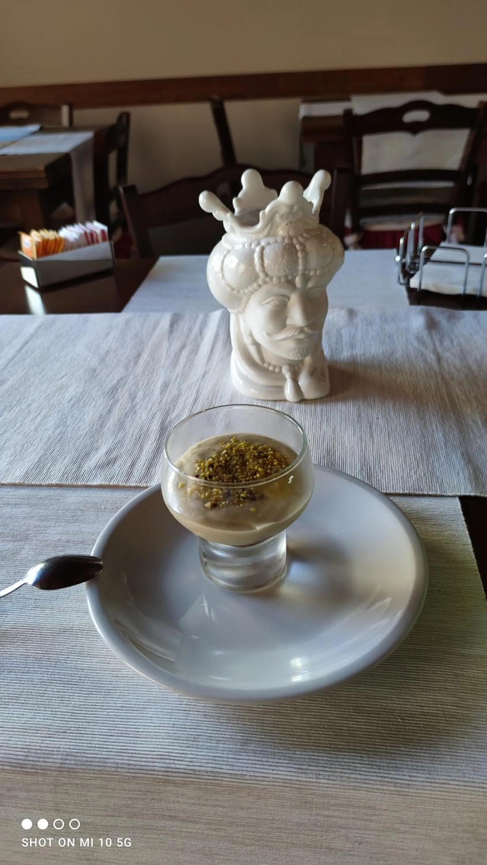 Breakfast in Sorella Luna