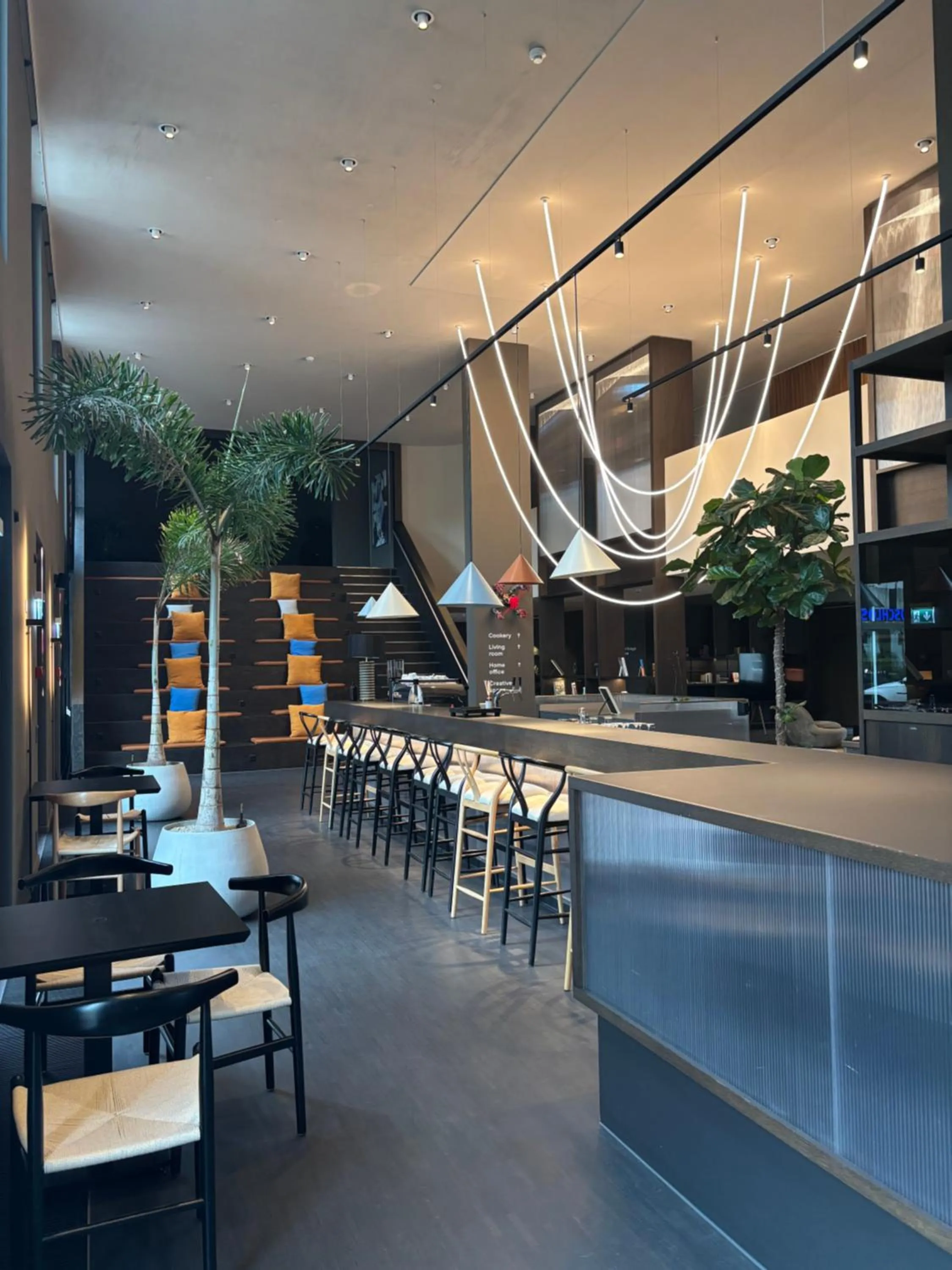 Seating area in City Pop 2Night Basel - Self check-in