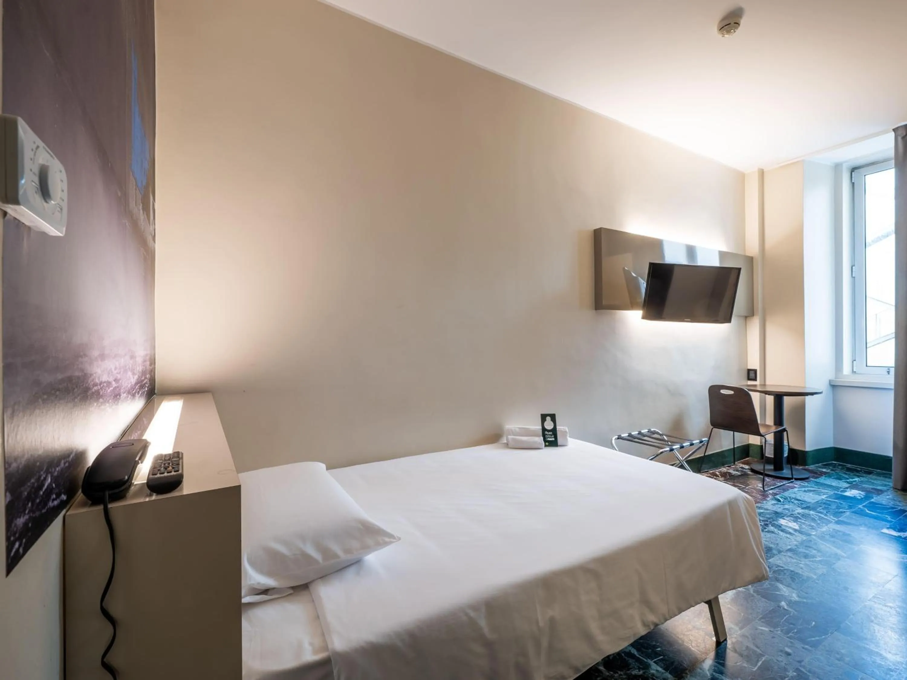 Photo of the whole room, Bed in B&B Hotel Trieste