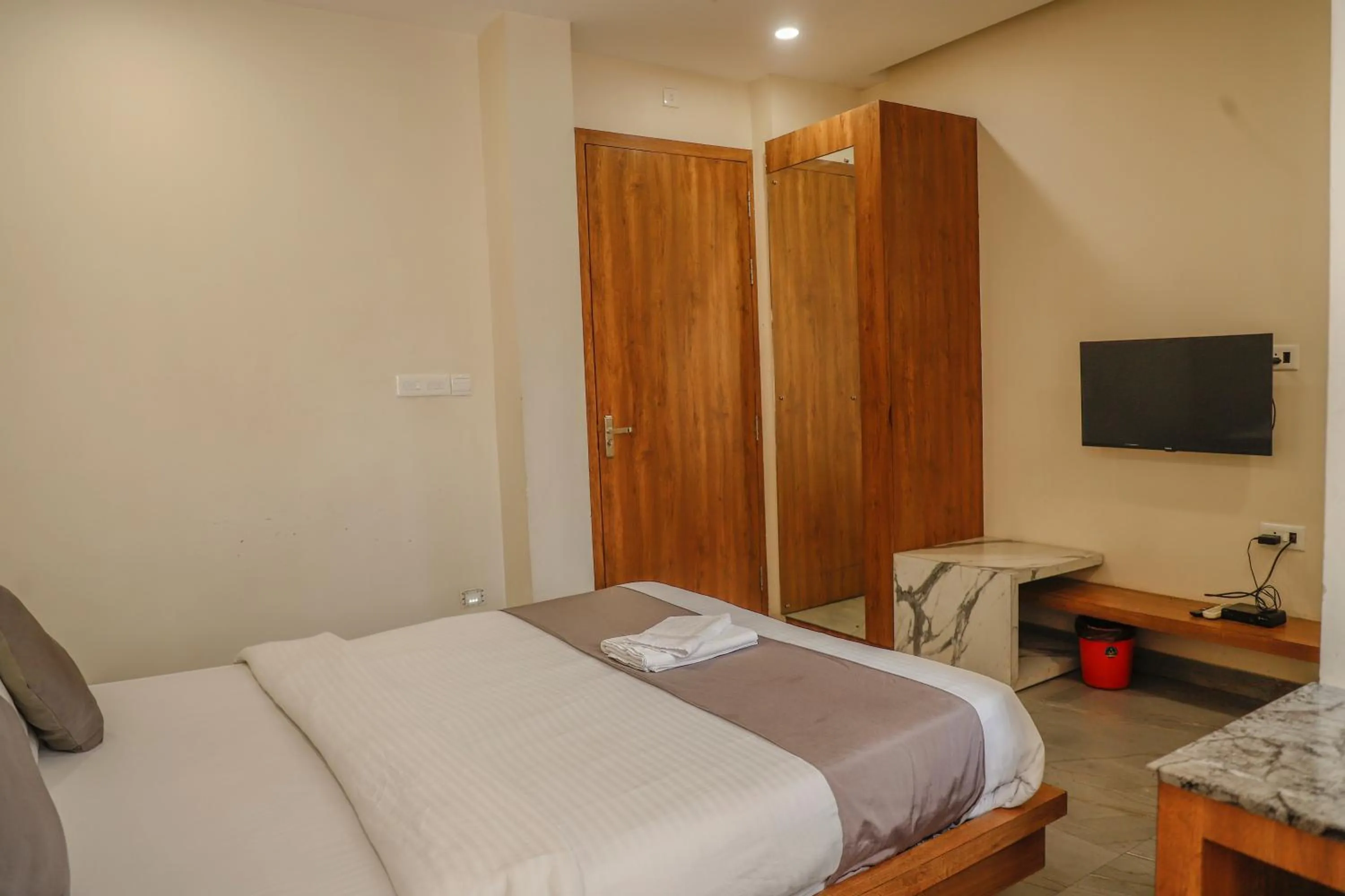 Bed in Grey House Inn