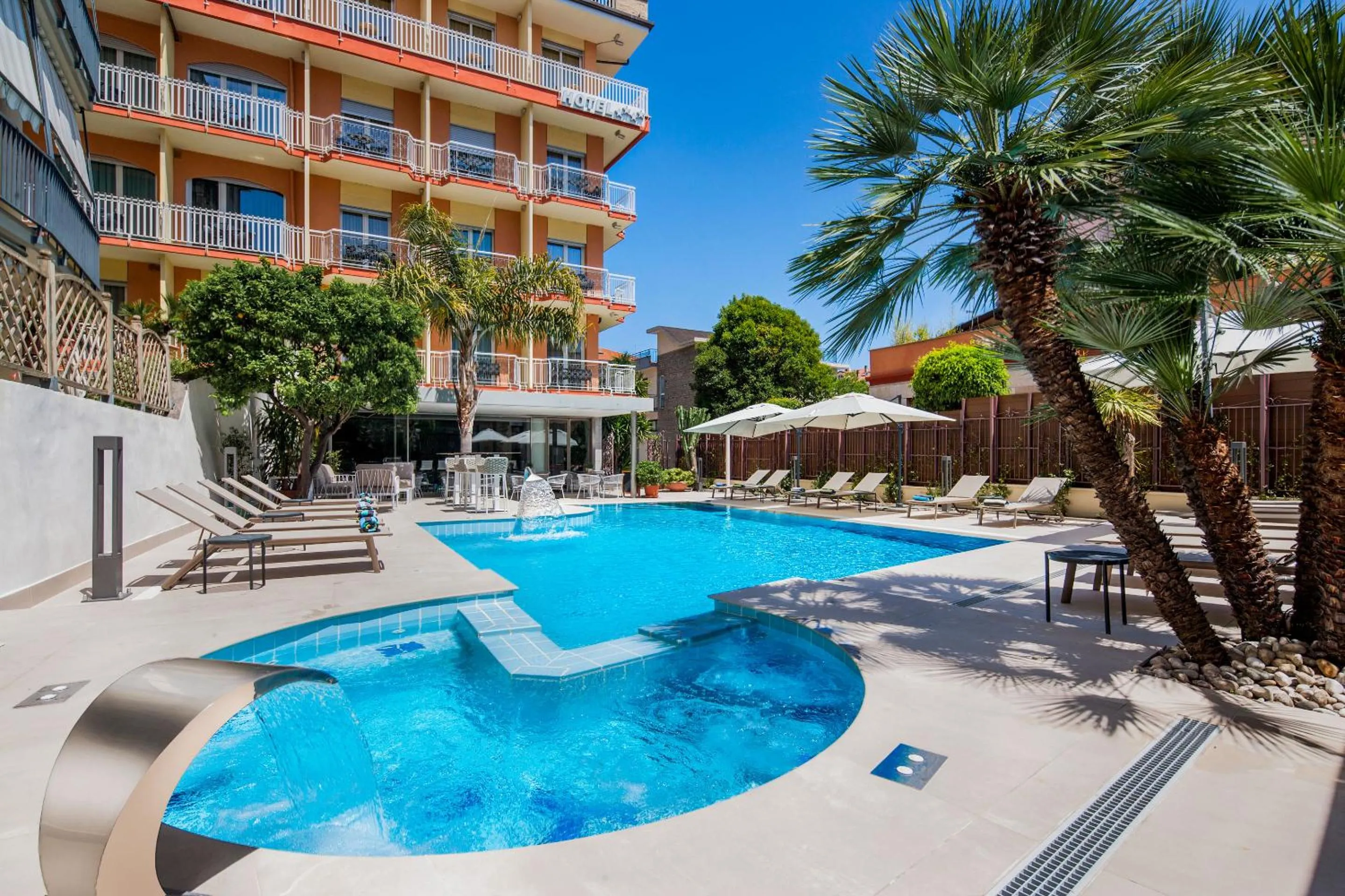 Swimming pool in Hotel Torino Wellness & Spa