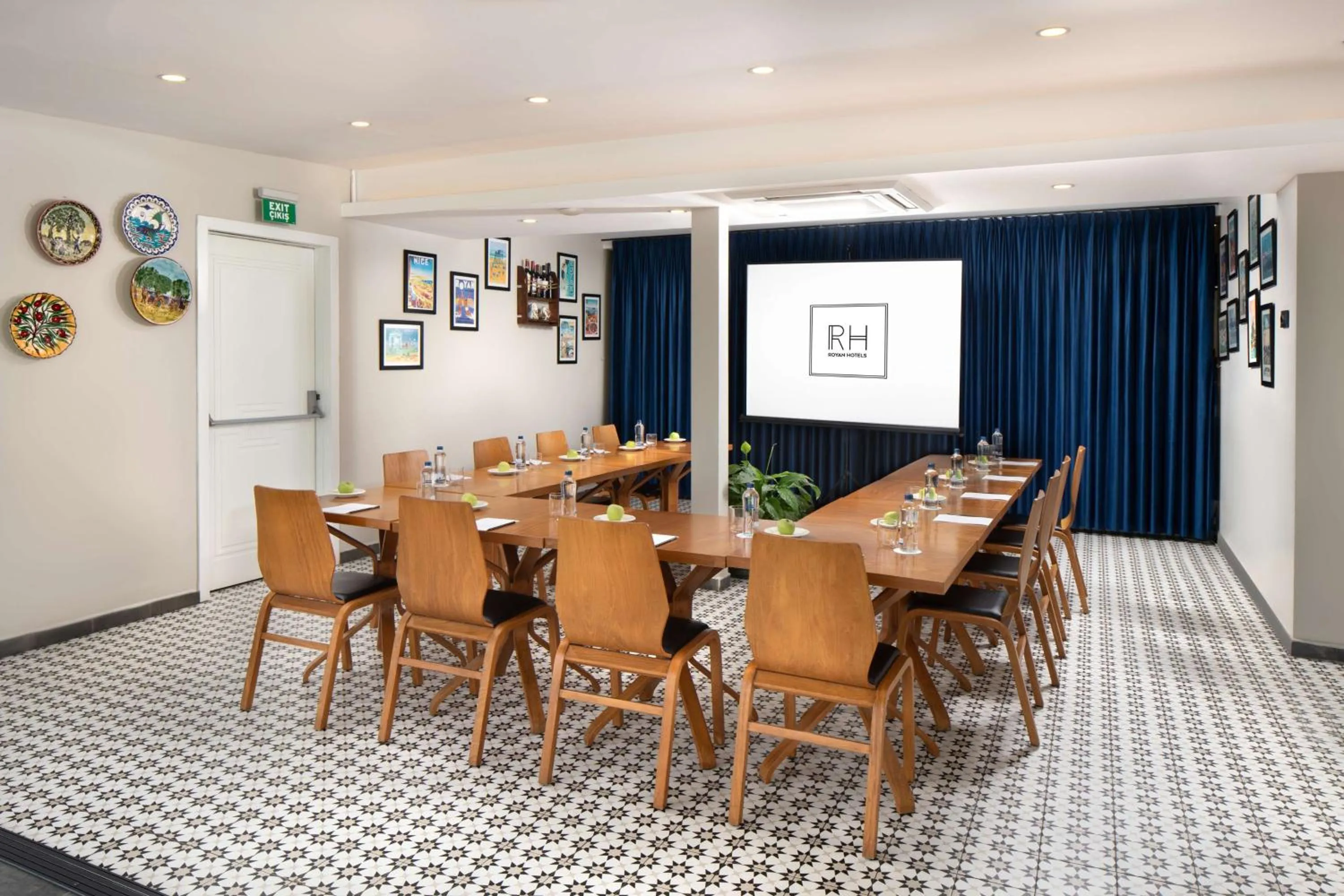 Meeting/conference room in Royan Hotel Hagia Sophia, a member of Radisson Individuals