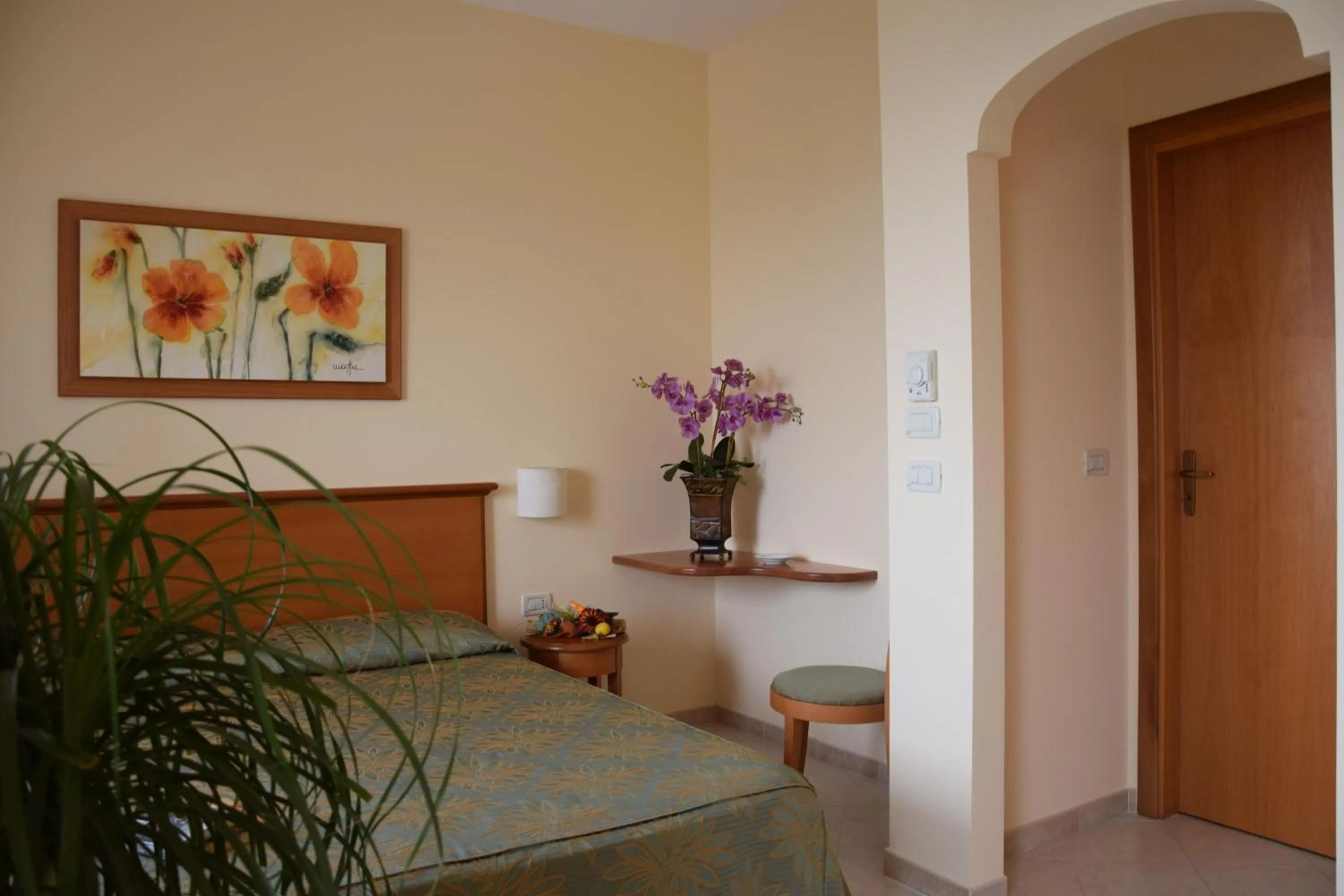 Bedroom, Bed in Hotel Tirreno
