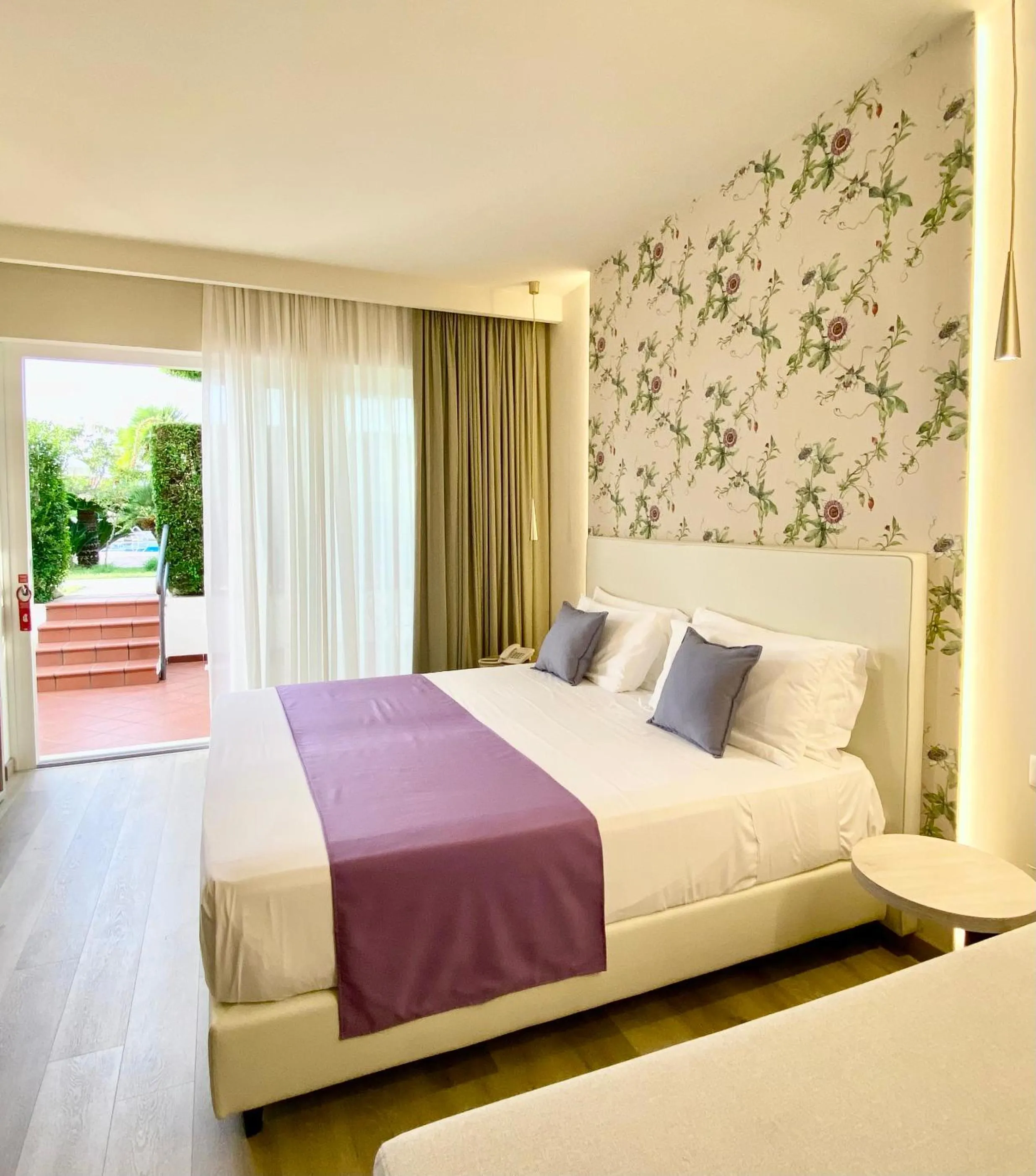 Photo of the whole room, Bed in Hotel Tirreno