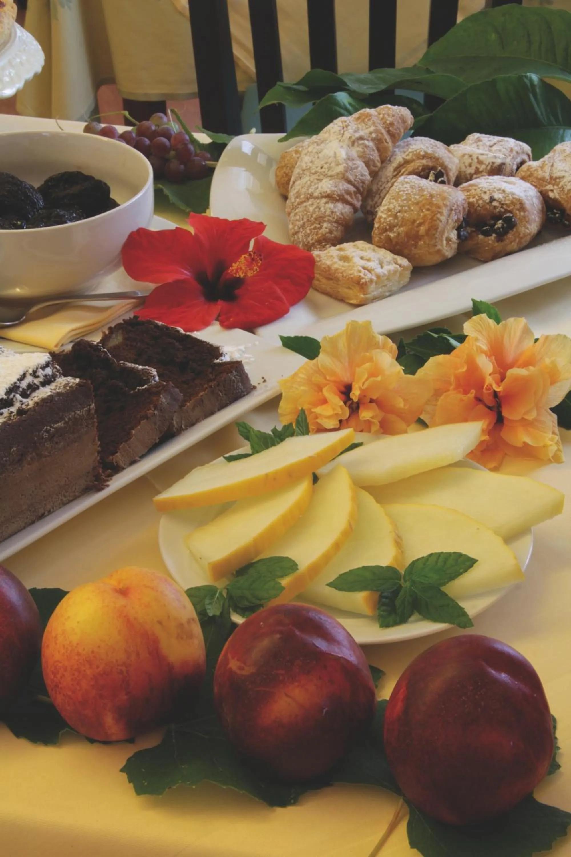 Restaurant/places to eat in Hotel Tirreno