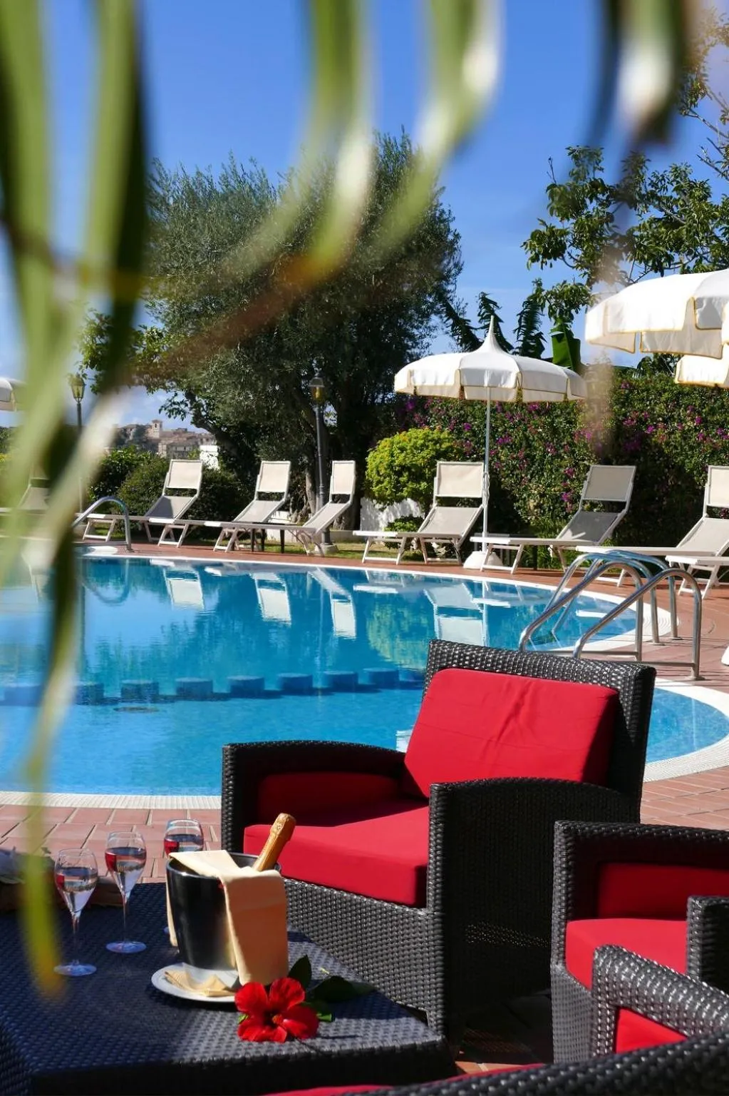 Swimming pool in Hotel Tirreno