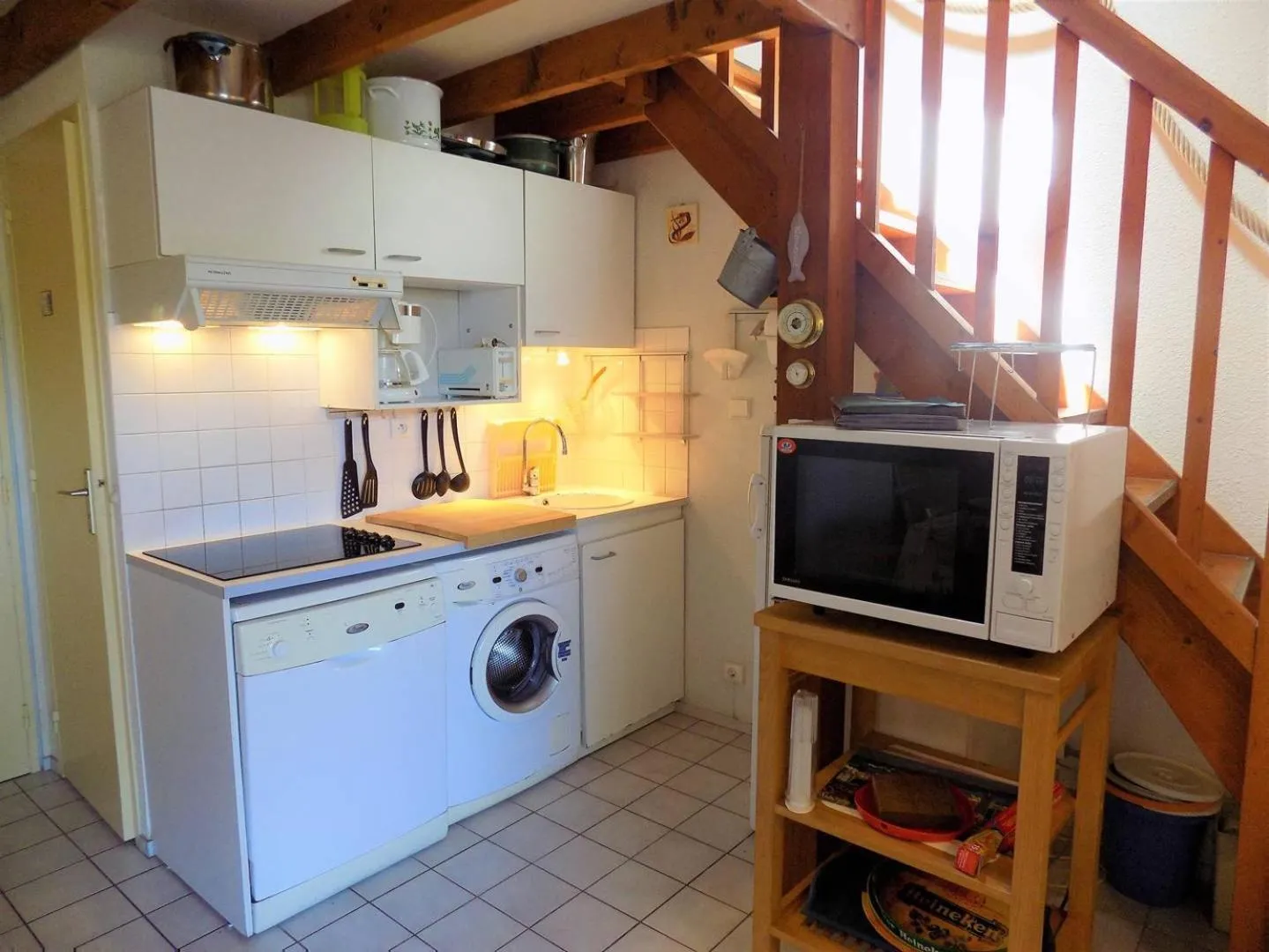 Kitchen or kitchenette in Saint Georges de Didonne - BEL APPARTEMENT proche PLAGE et CENTRE VILLE