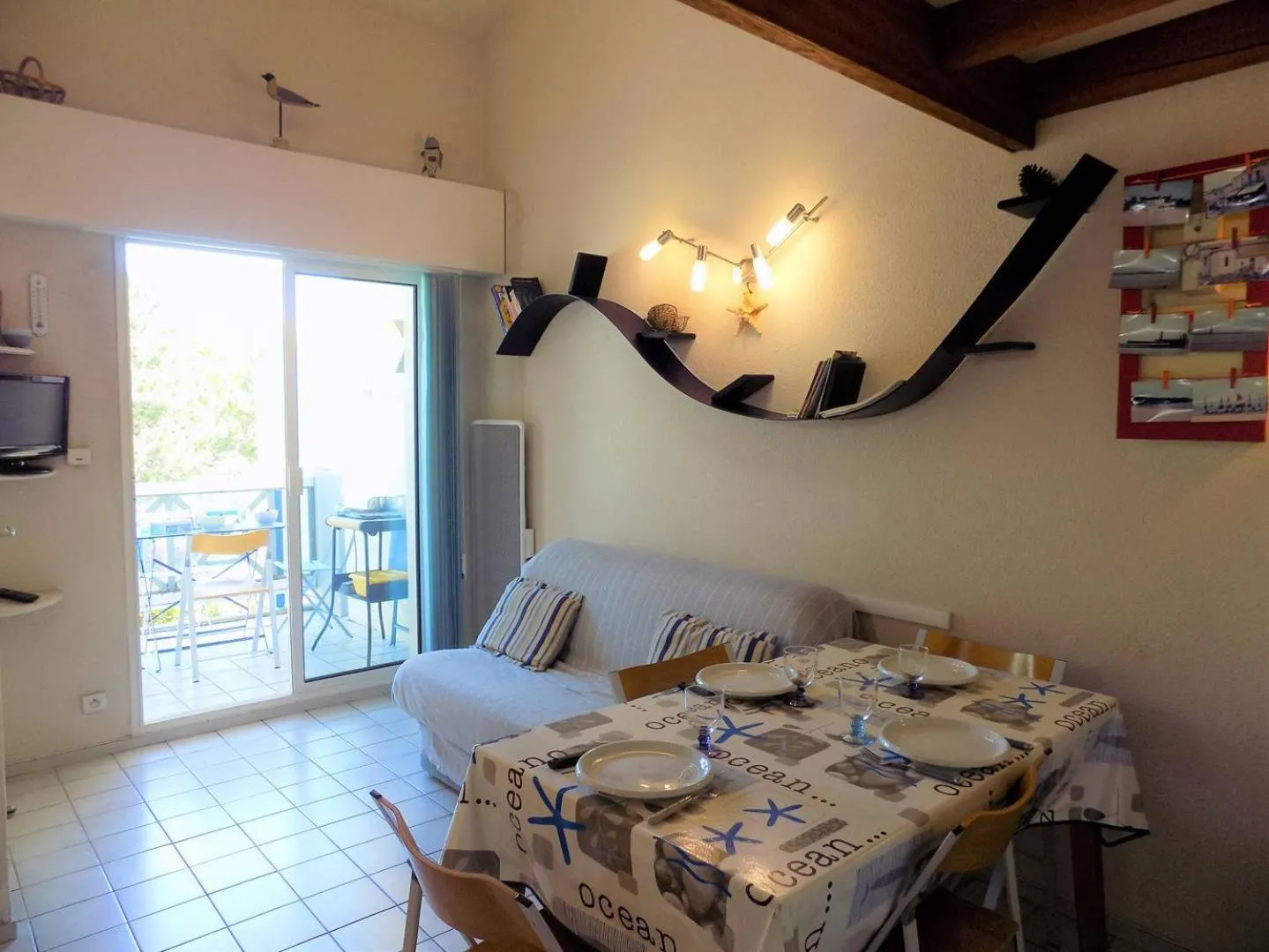 Living room in Saint Georges de Didonne - BEL APPARTEMENT proche PLAGE et CENTRE VILLE