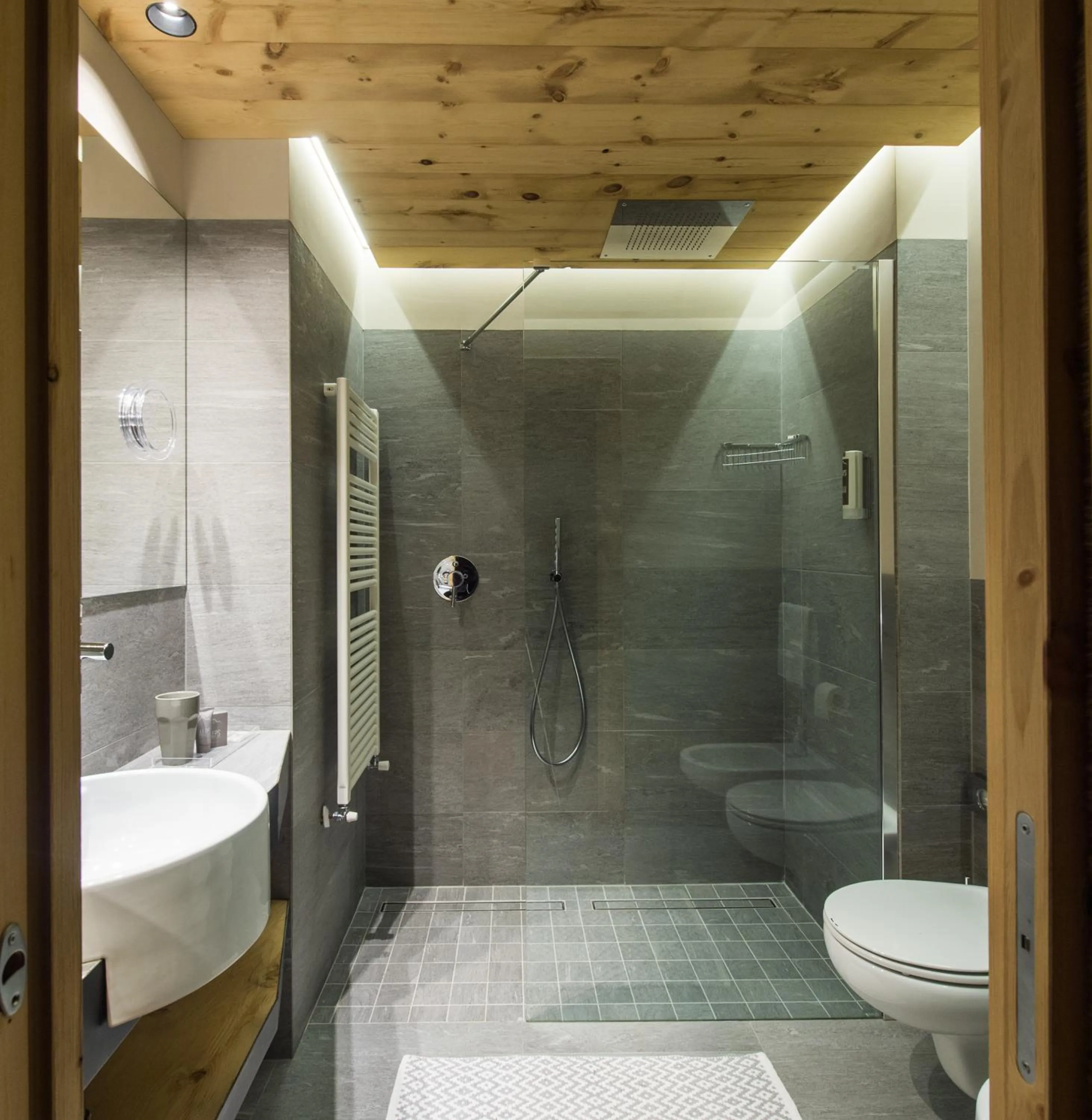 Bathroom in La Genzianella Bormio