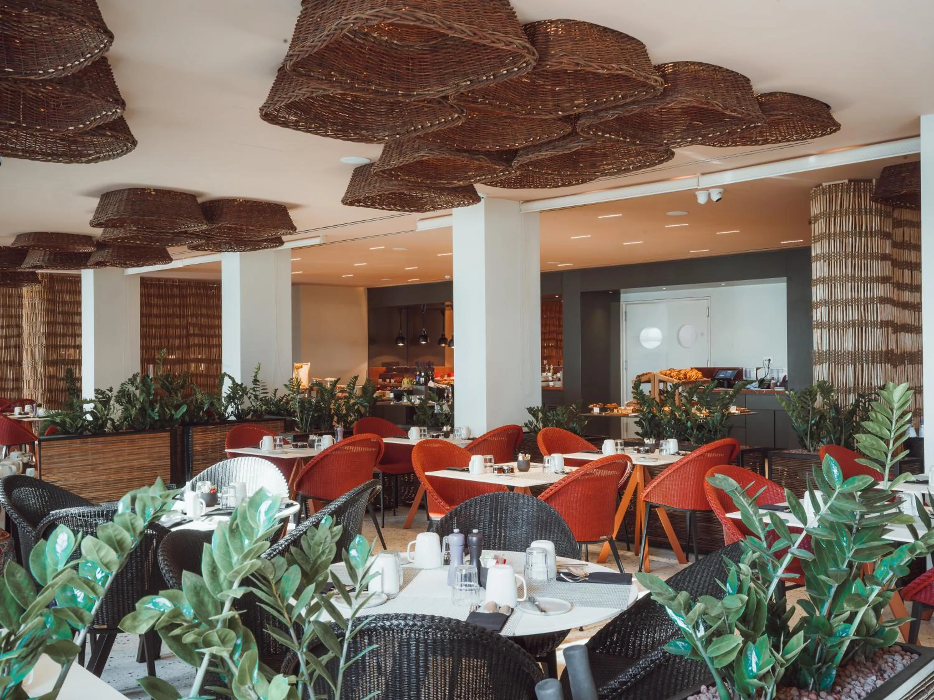 Restaurant/places to eat in Noūs Santorini