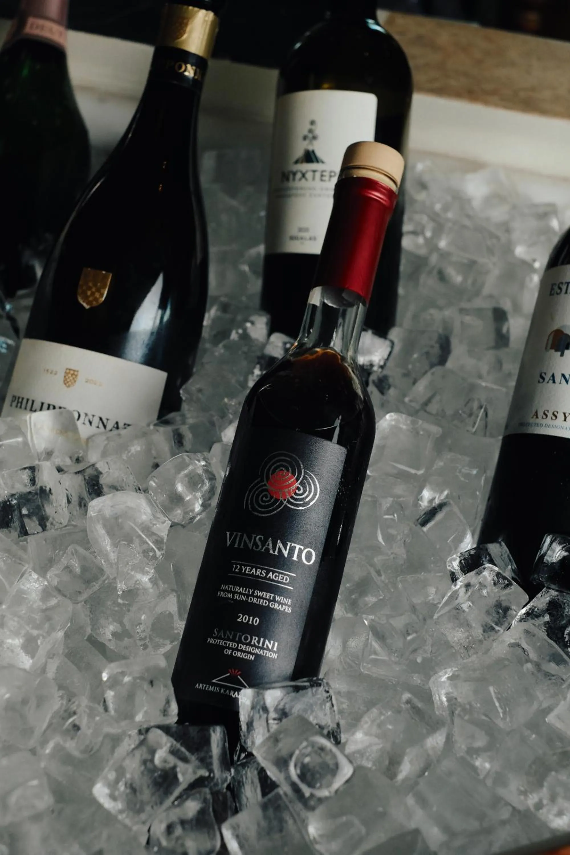 Restaurant/places to eat in Noūs Santorini