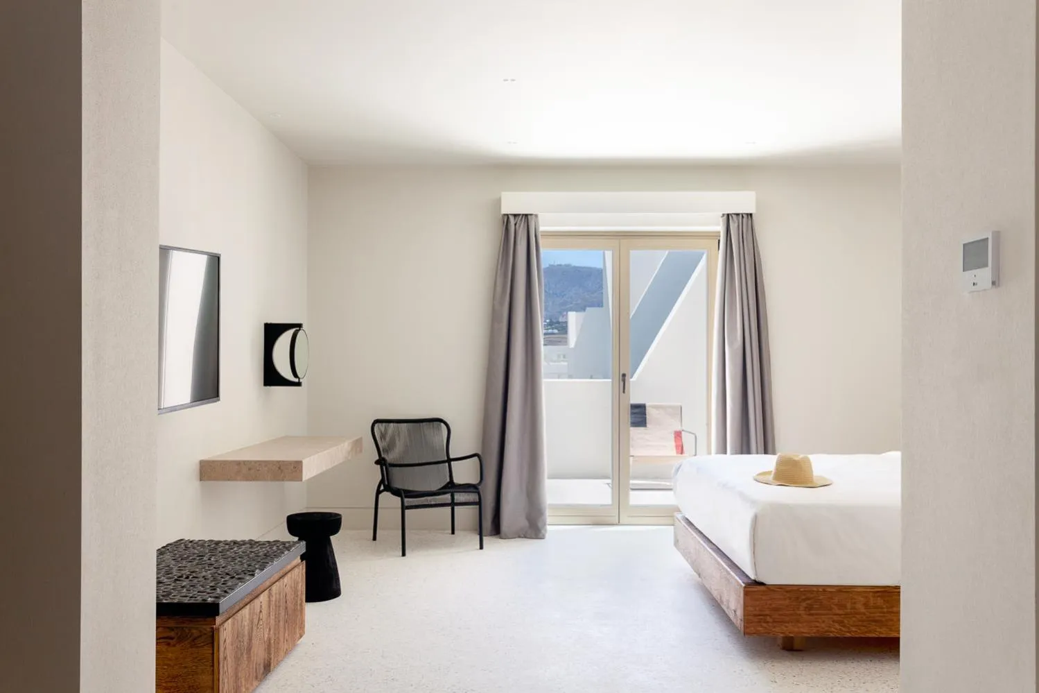 Bedroom, Bed in Noūs Santorini