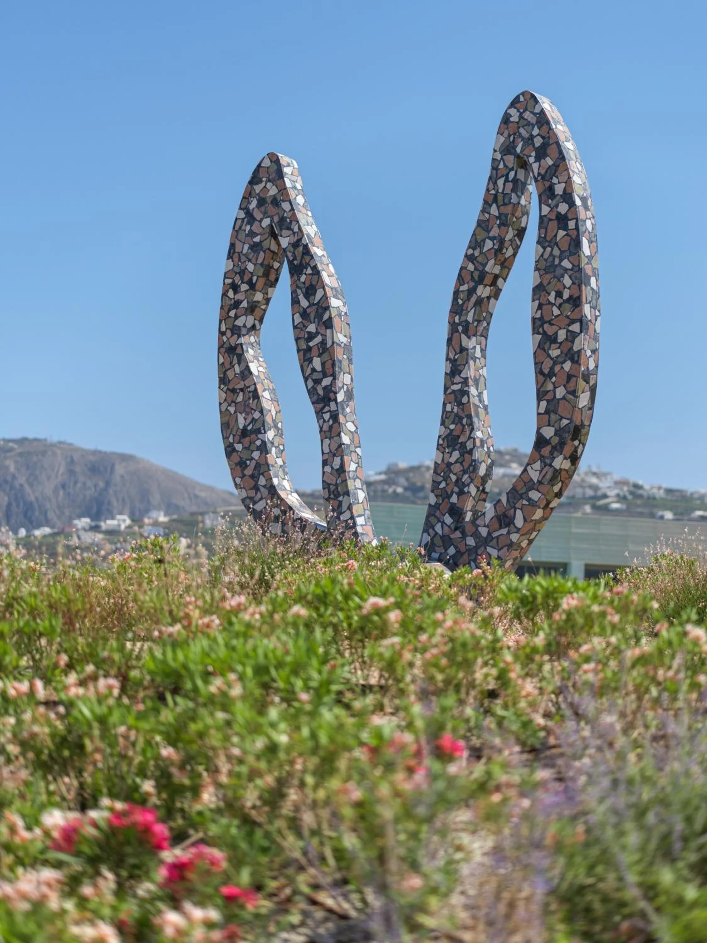 Garden in Noūs Santorini