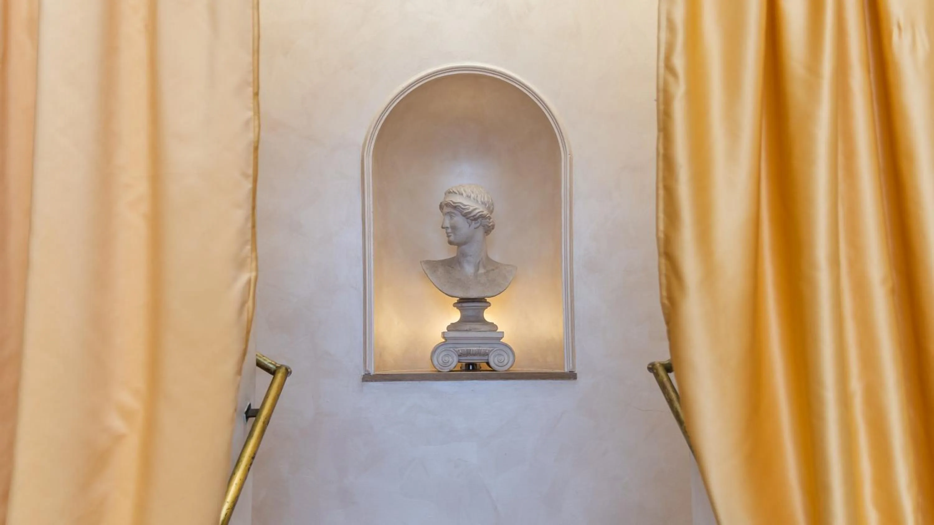 Property building in Hotel Center 1