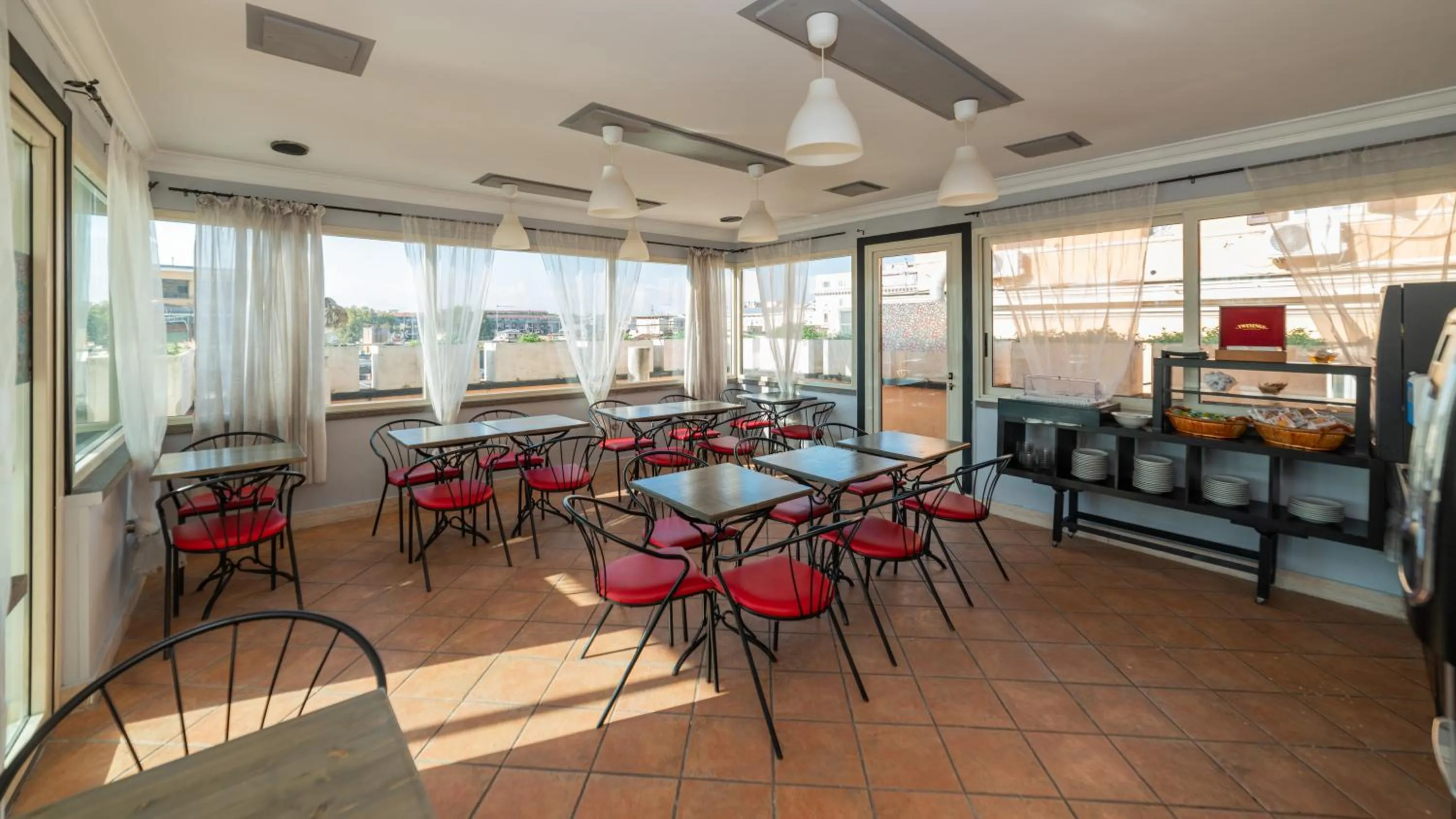 Breakfast in Hotel Center 1