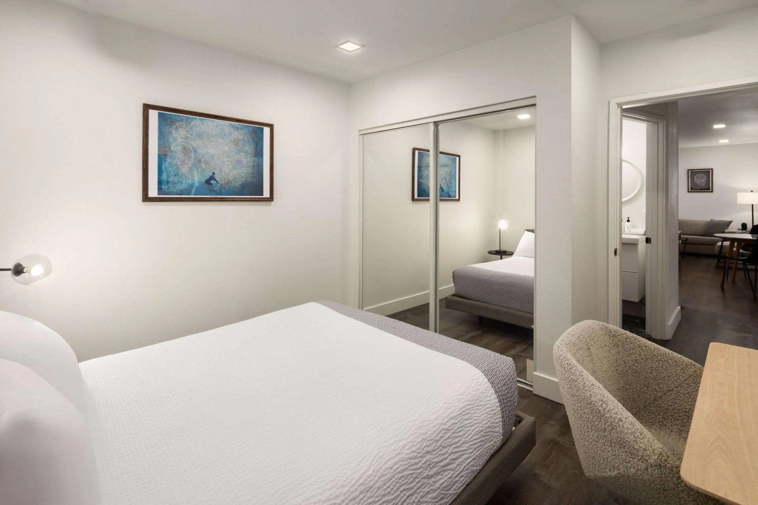 Photo of the whole room, Bed in Reside Seattle Downtown, a Wyndham Residence