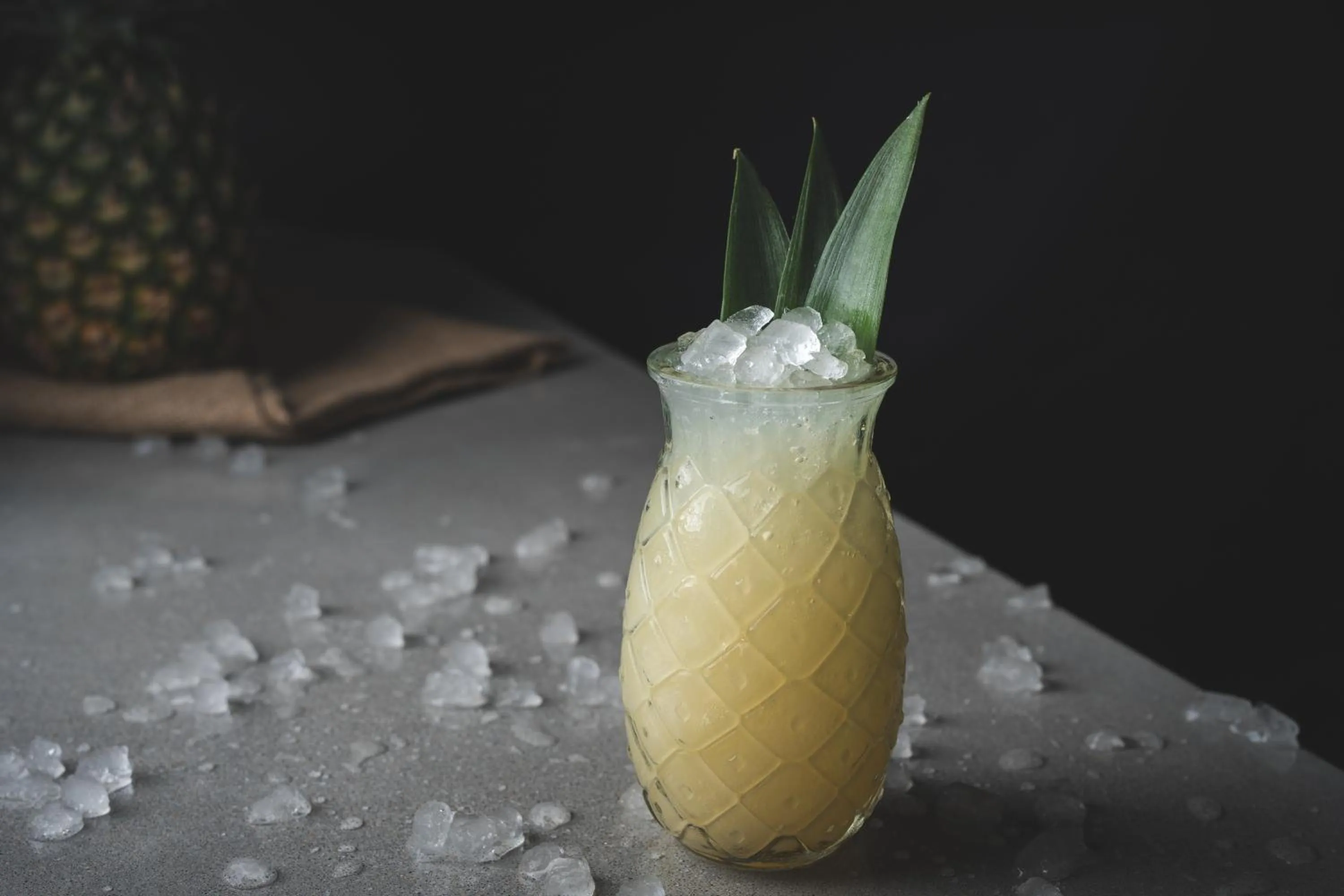 Restaurant/places to eat in Brut Hotel