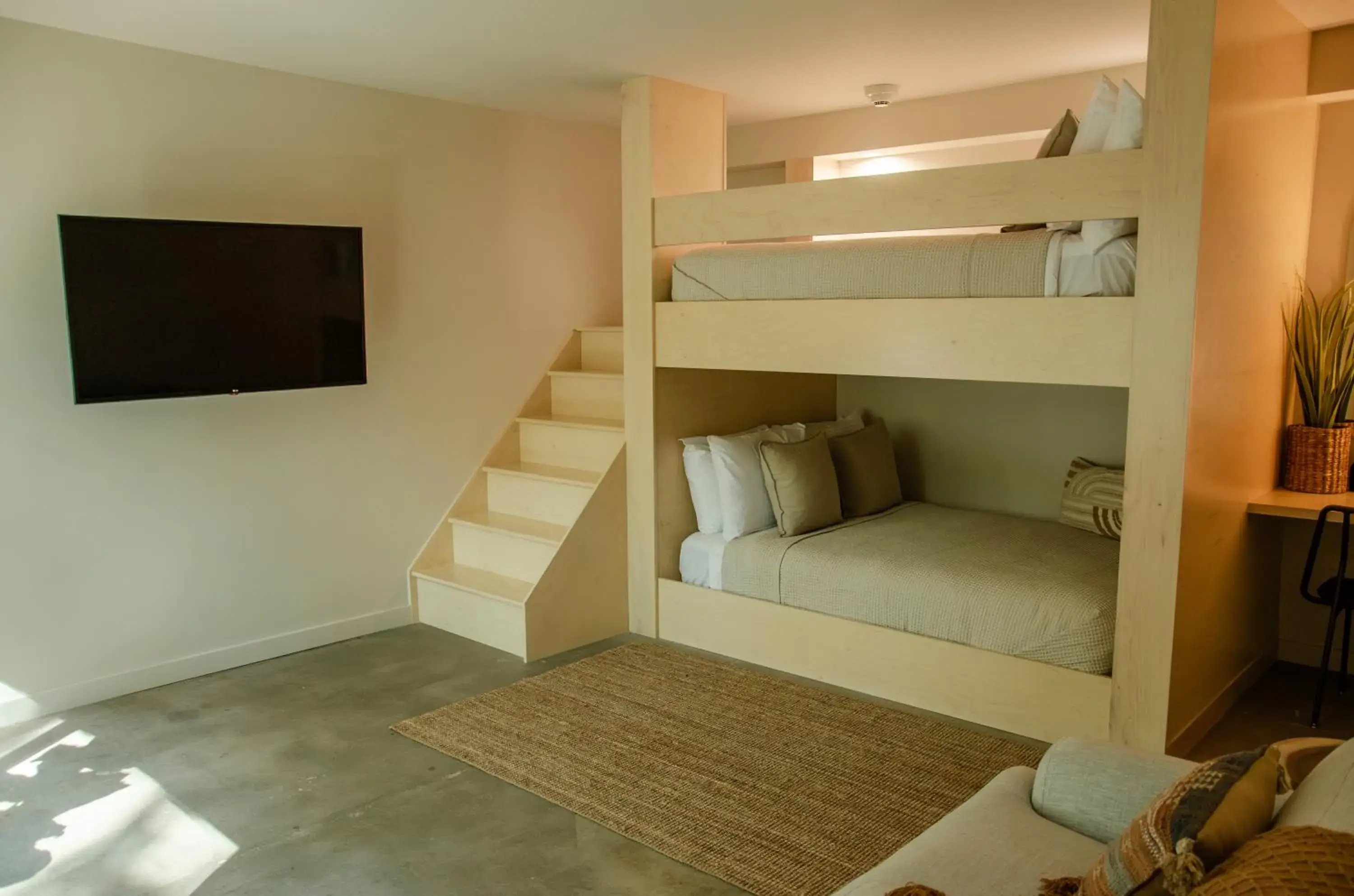 Suite in Brut Hotel Suite in Brut Hotel