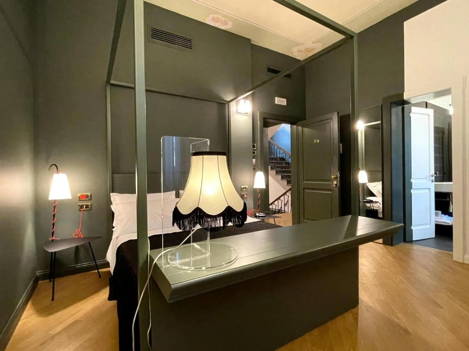 Bed in Villa Raffaello Park Hotel