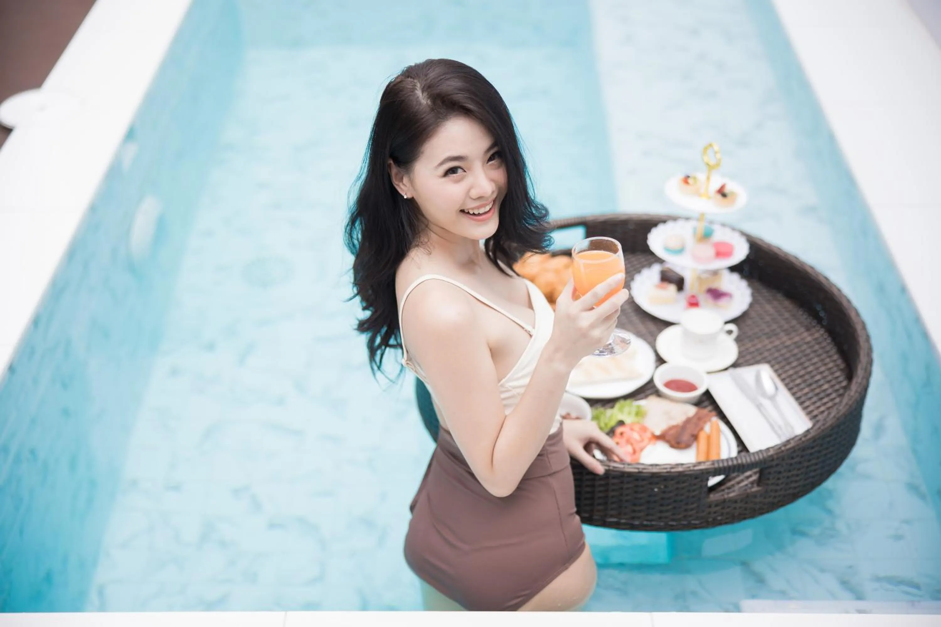 Swimming pool in VEVILLA