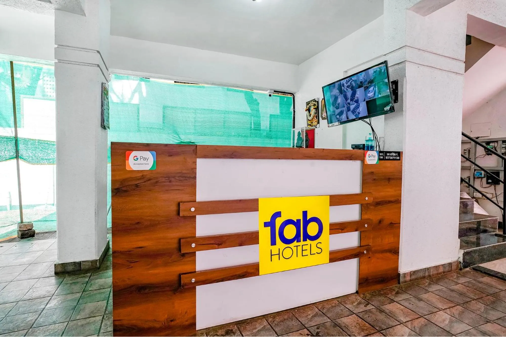 Lobby or reception in FabHotel Wakad Villa - Nr Amar Business Zone
