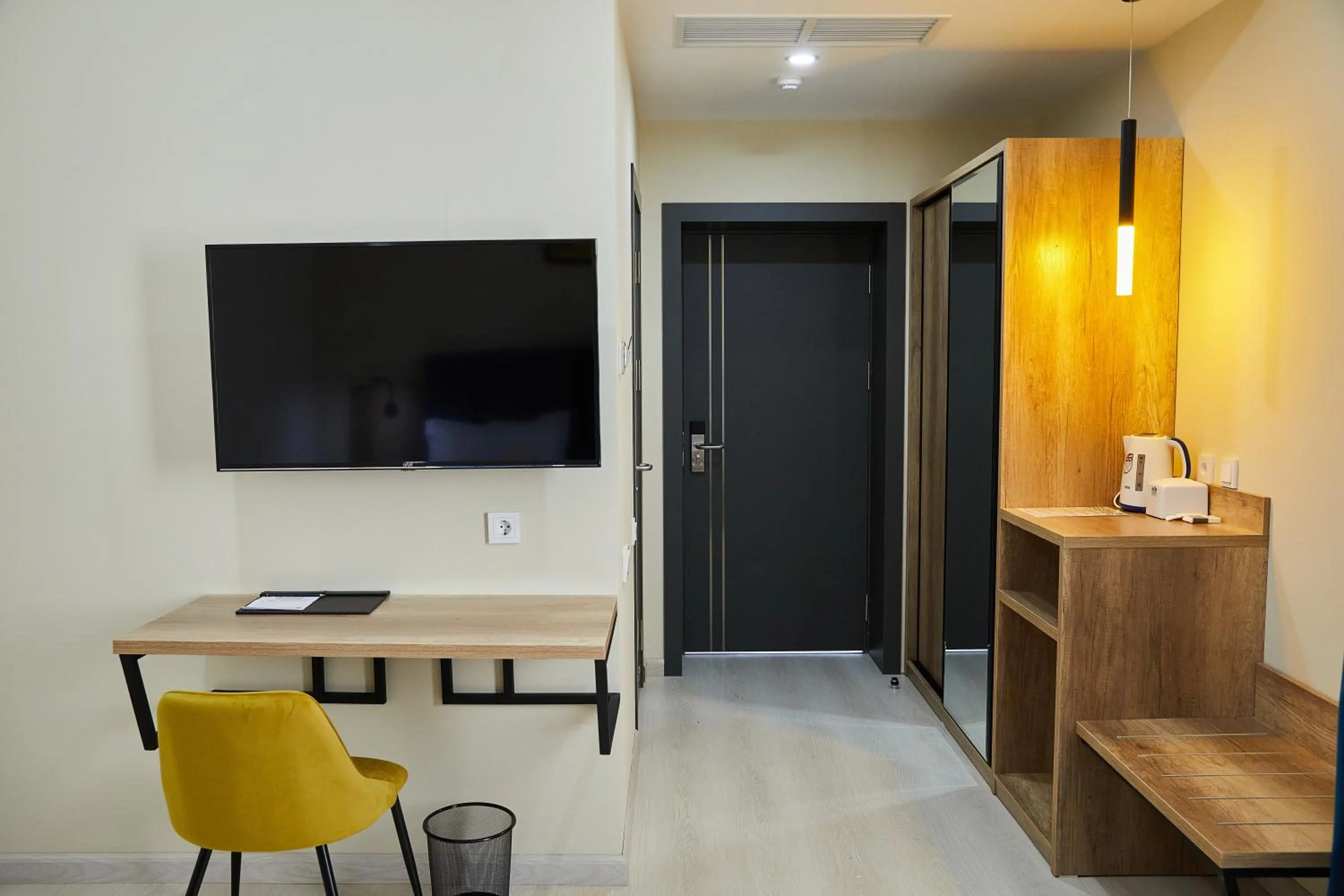 Communal lounge/ TV room in OLD TASHKENT Hotel & Spa