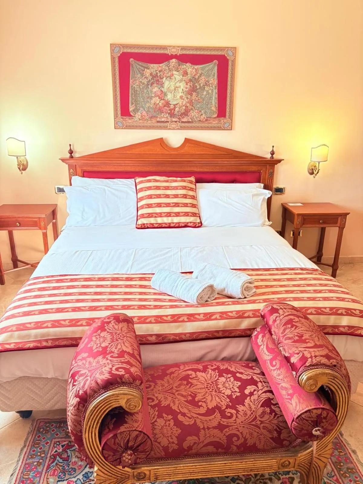 Bedroom, Bed in D'Angelo Palace Hotel