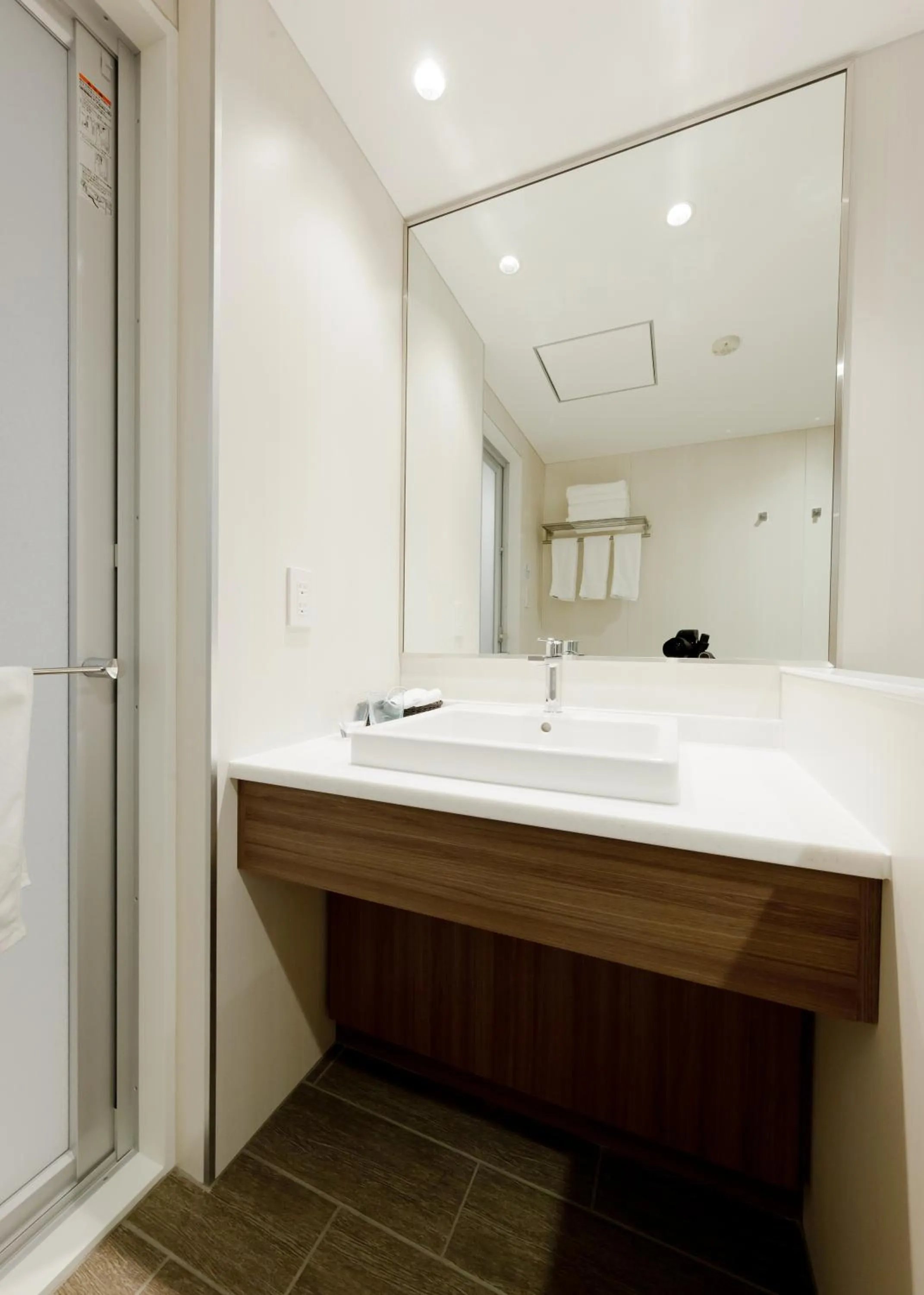 Bathroom in KEIKYU EX INN HANEDA 3 minutes walk from A2 Exit of Tenkubashi Station