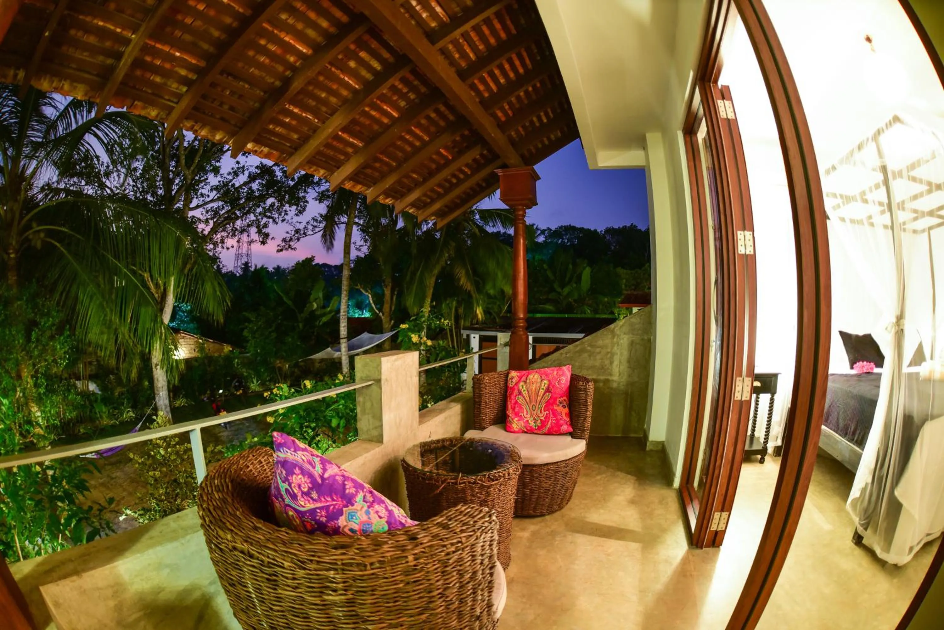 TROPICAL HOUSE - Jungleside Villa
