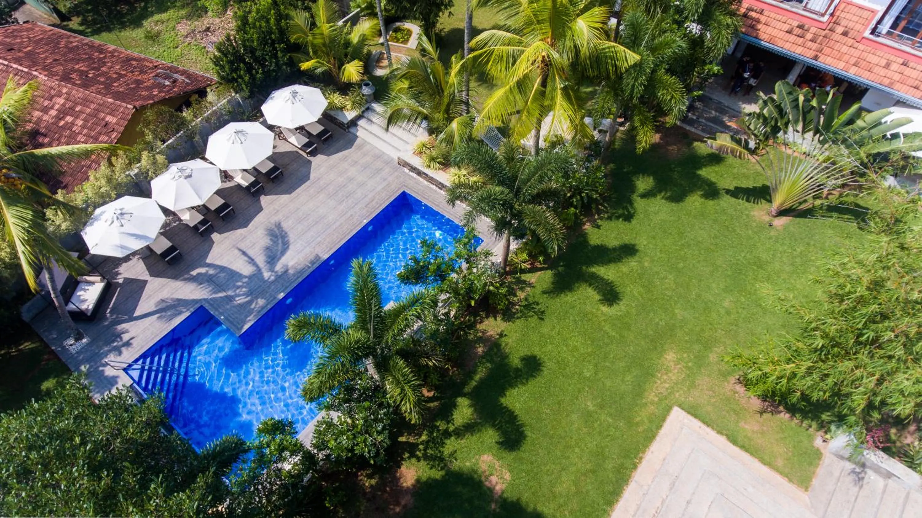 Garden in TROPICAL HOUSE - Jungleside Villa