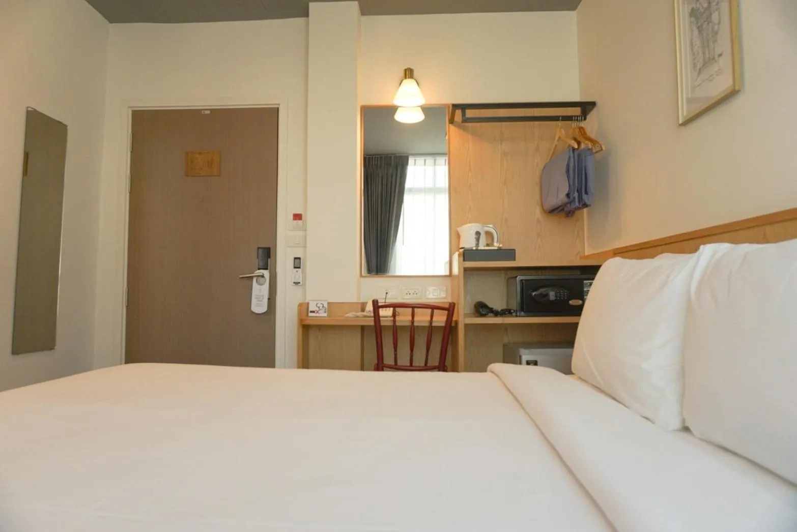 Bedroom, Bed in Ago Hotel Chinatown