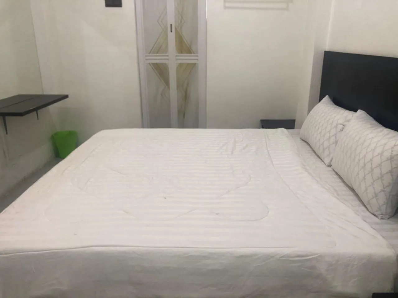 Toilet, Bed in Hotel station 24