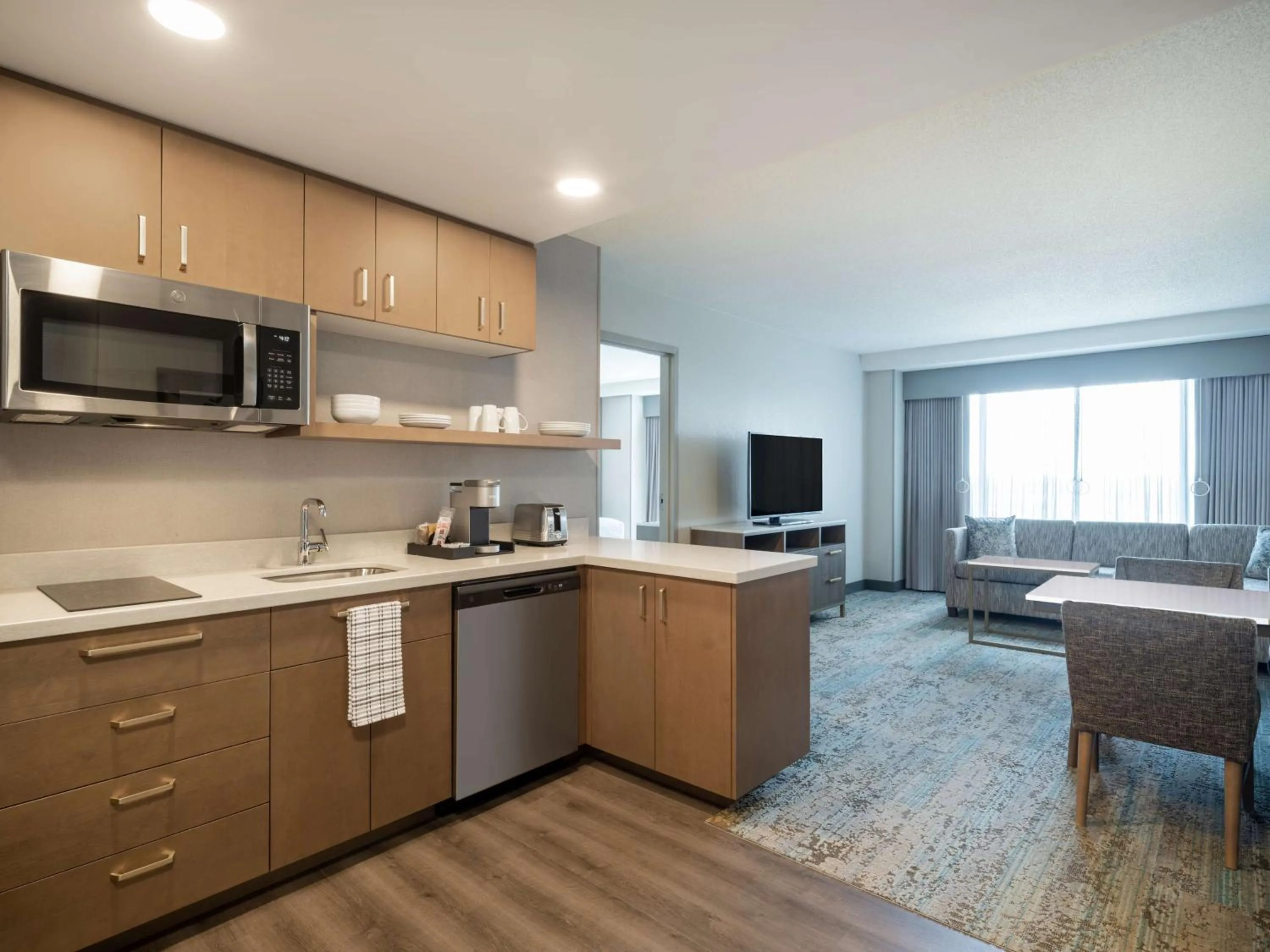 Kitchen or kitchenette in Homewood Suites By Hilton Toledo Downtown