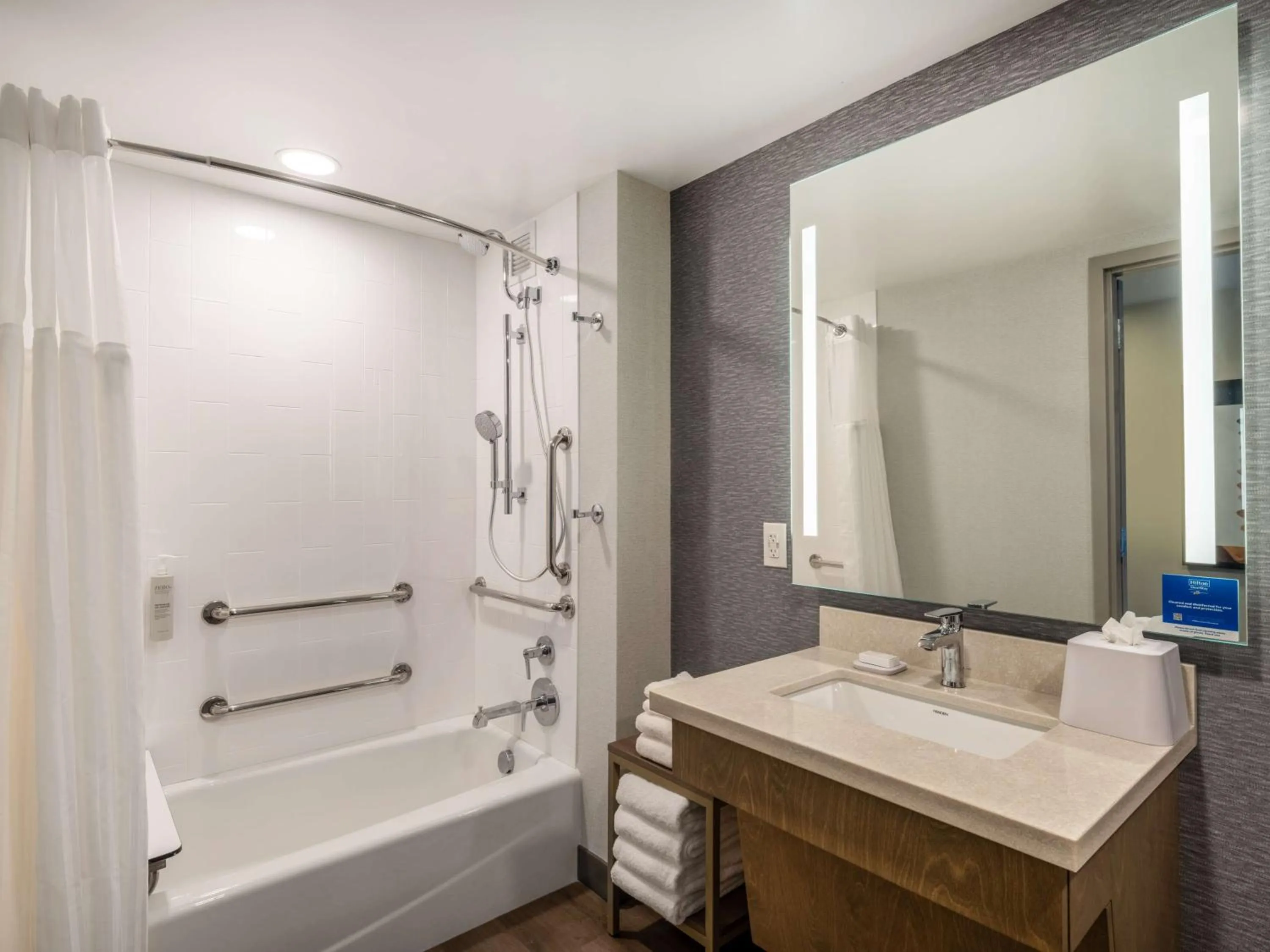 Bathroom in Homewood Suites By Hilton Toledo Downtown