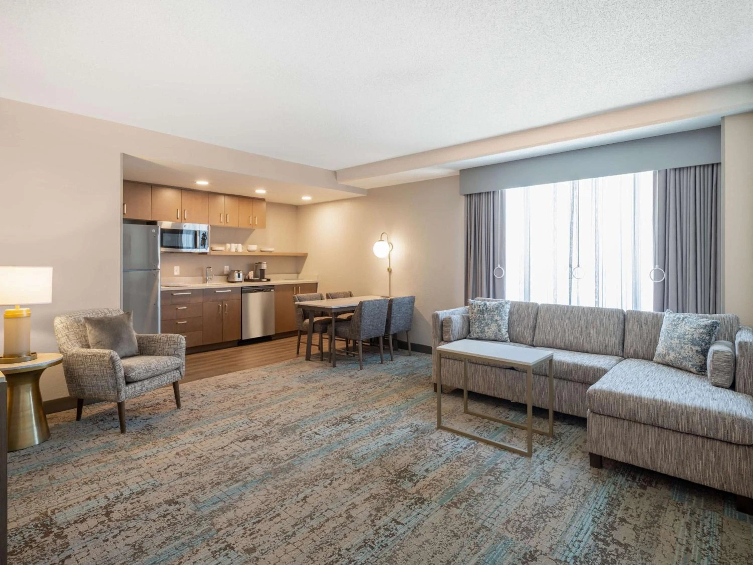 Living room in Homewood Suites By Hilton Toledo Downtown