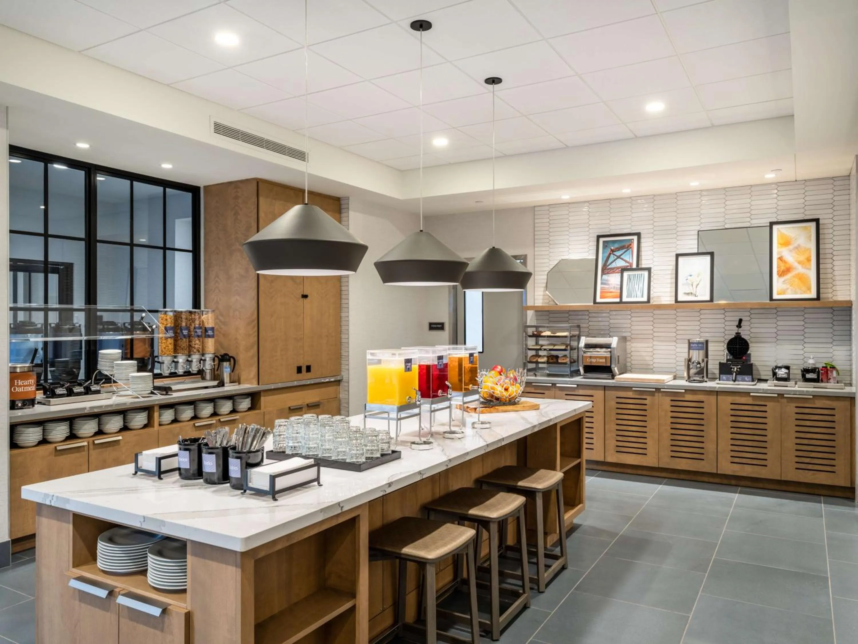 Breakfast in Homewood Suites By Hilton Toledo Downtown