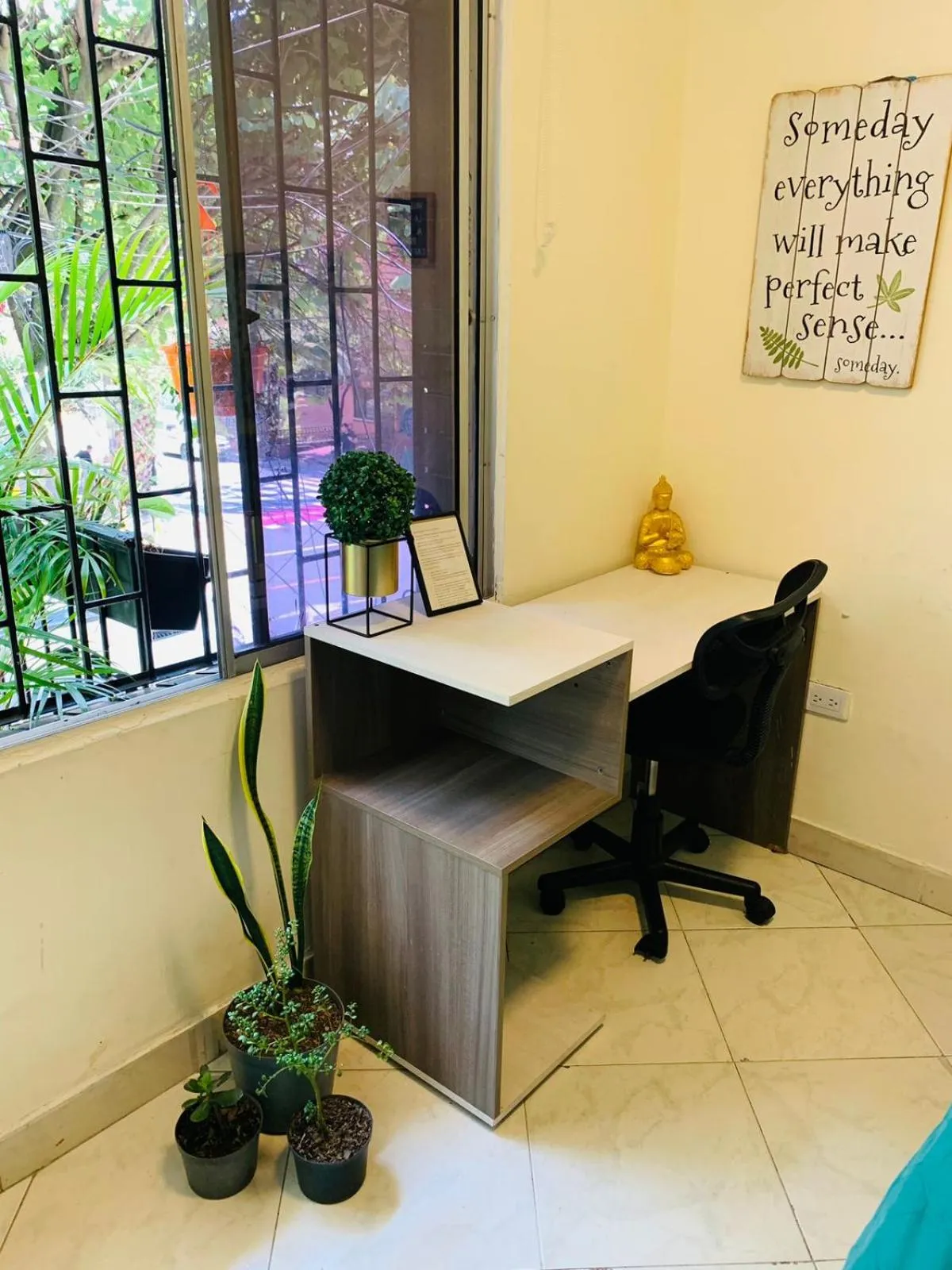 Seating area in Gaia