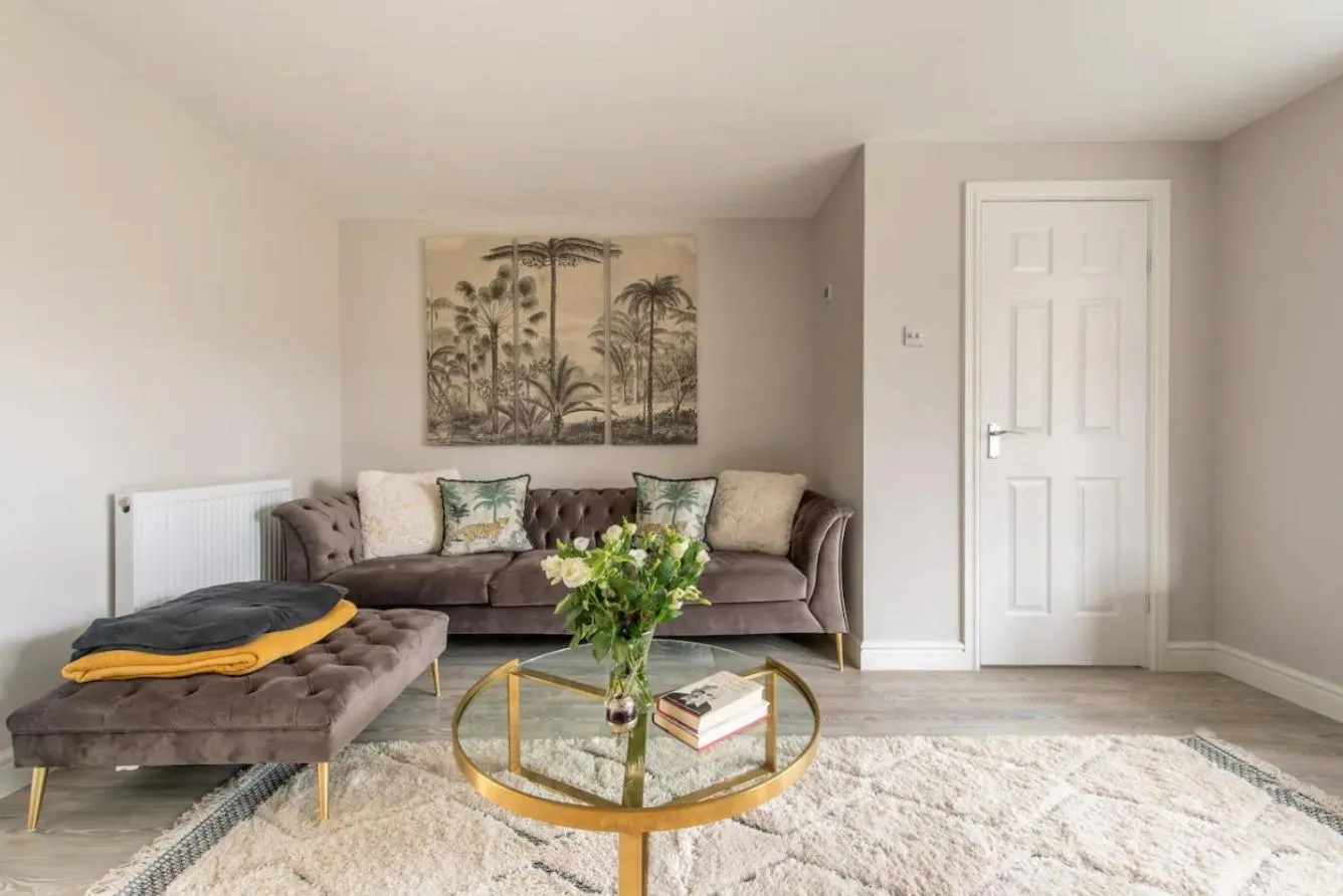 Living room in Virginia Water Family Getaway