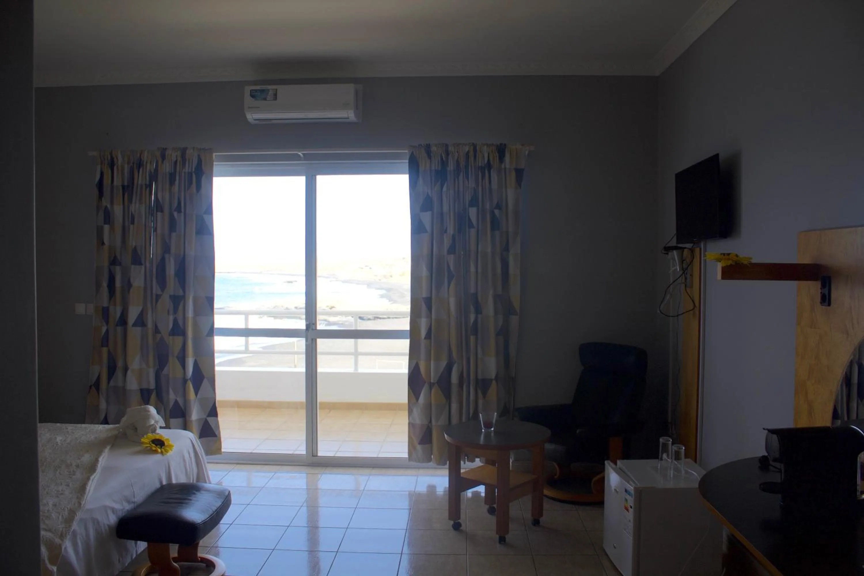 Falucho Paradise Beach