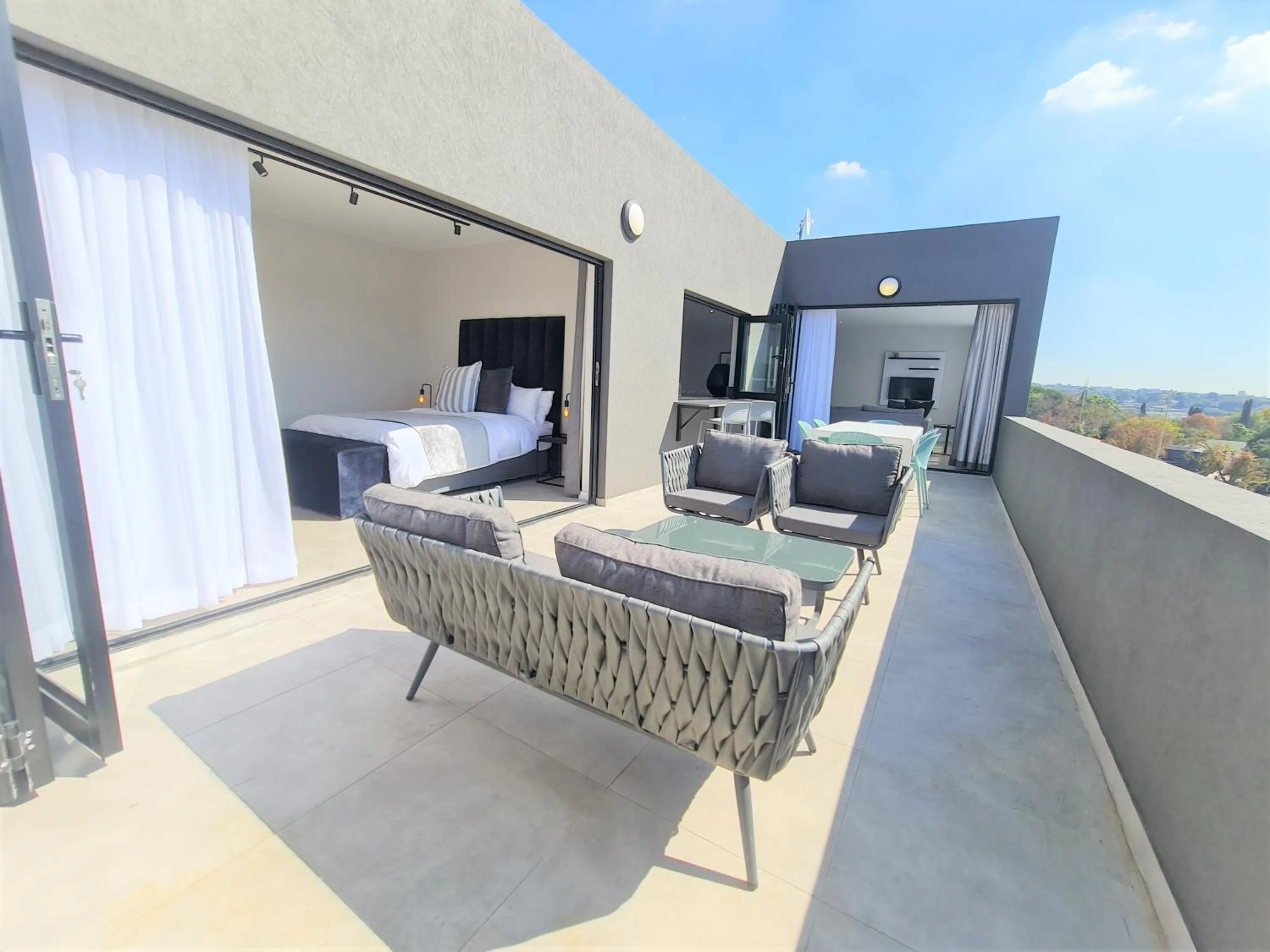 Patio in MINT Apartments Greenside