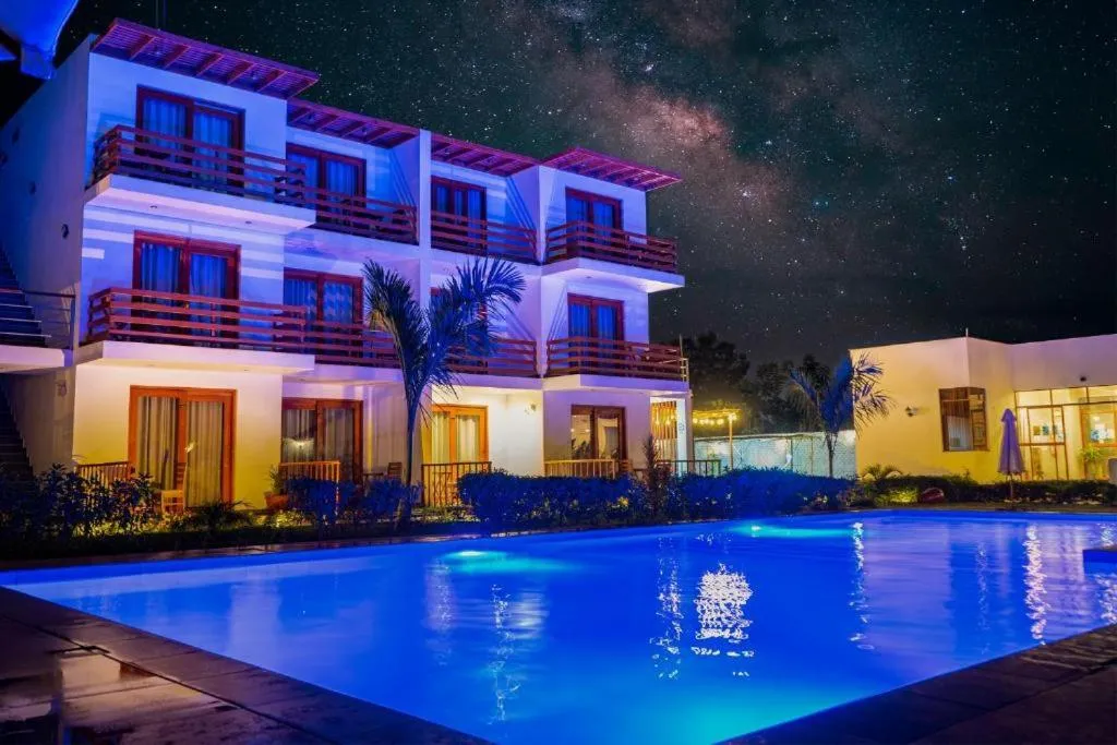 Property building in Hotel La Colina