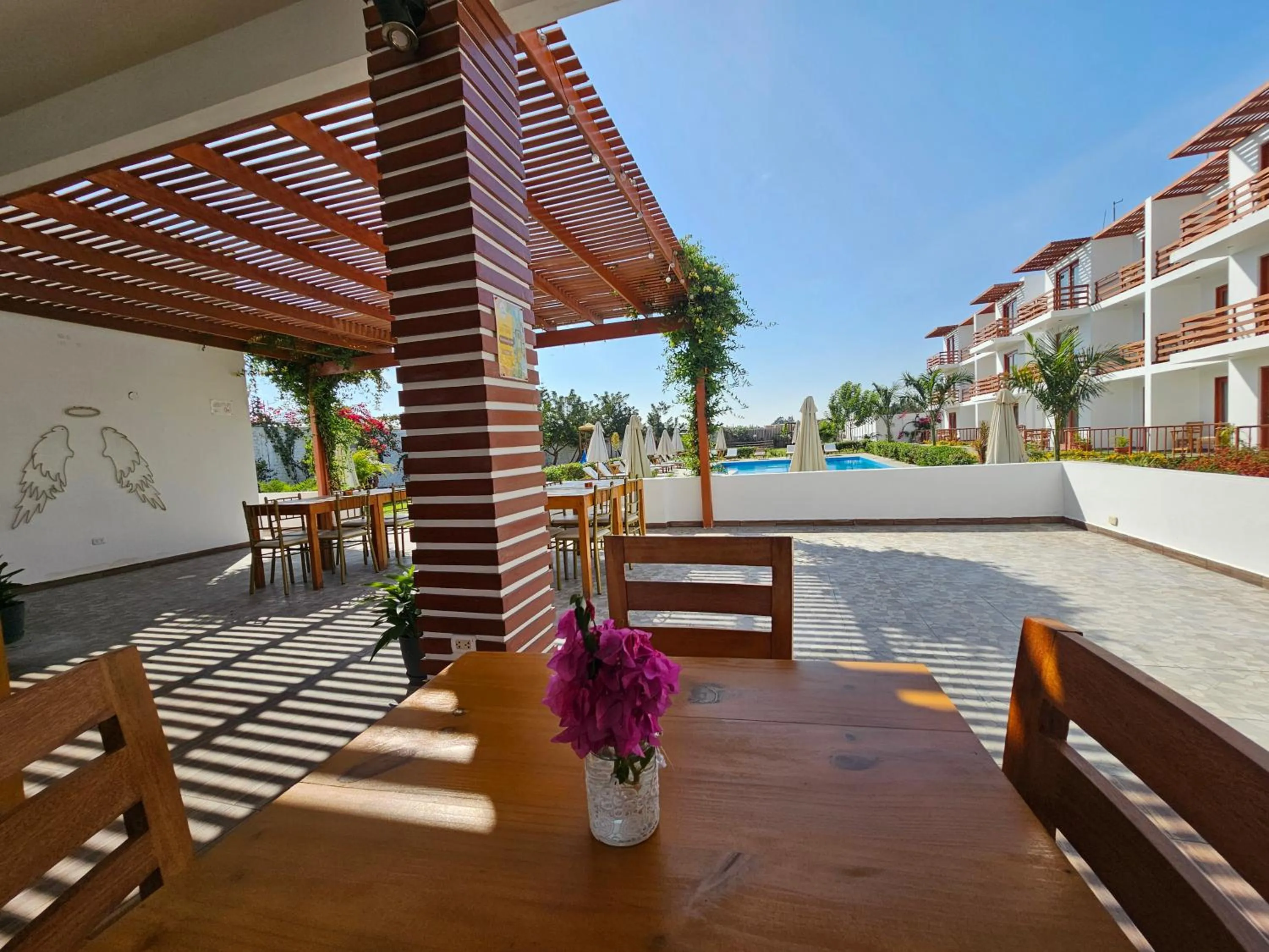 Property building in Hotel La Colina