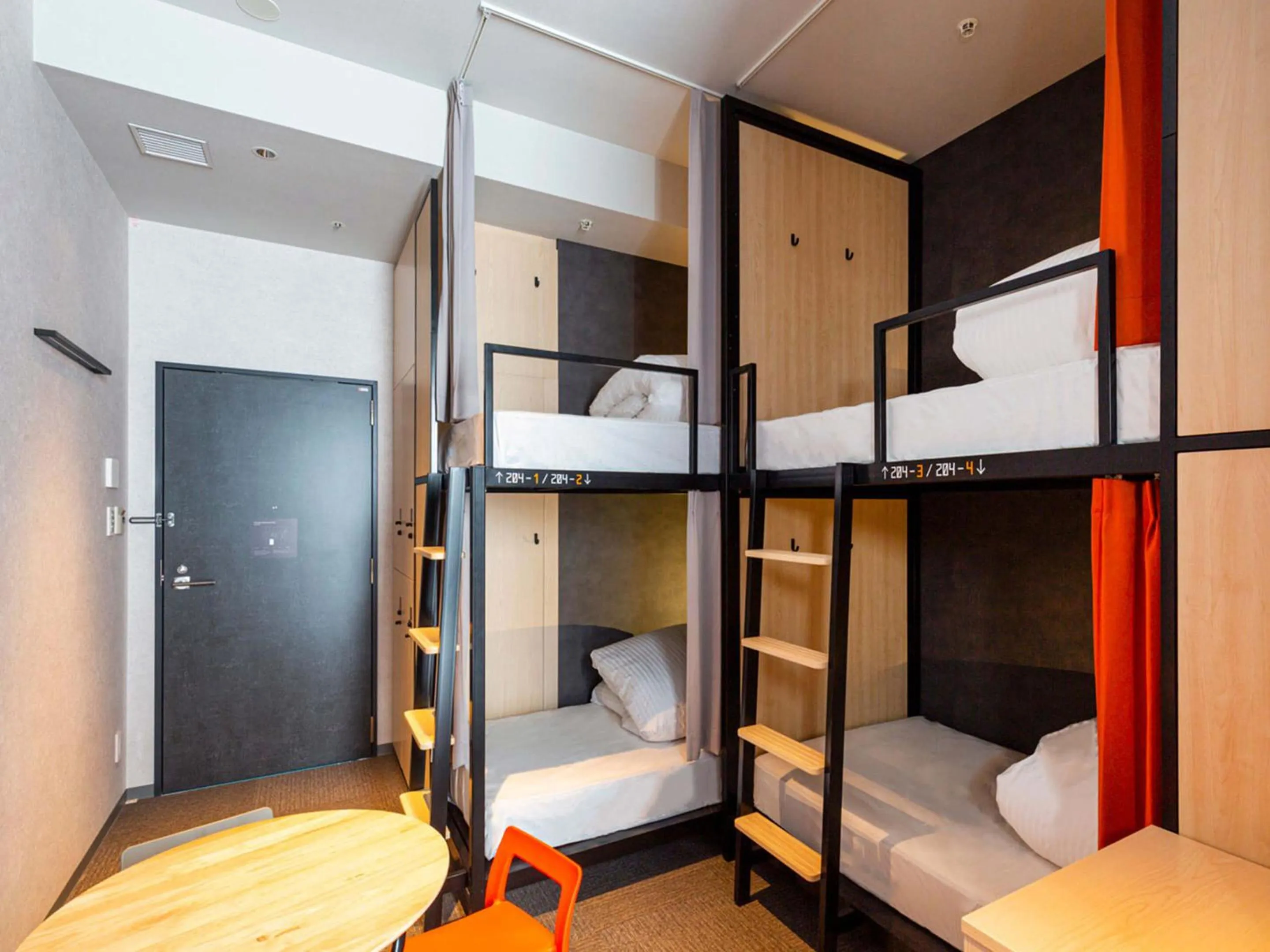 Photo of the whole room, Bed in Akabane Holic Hotel