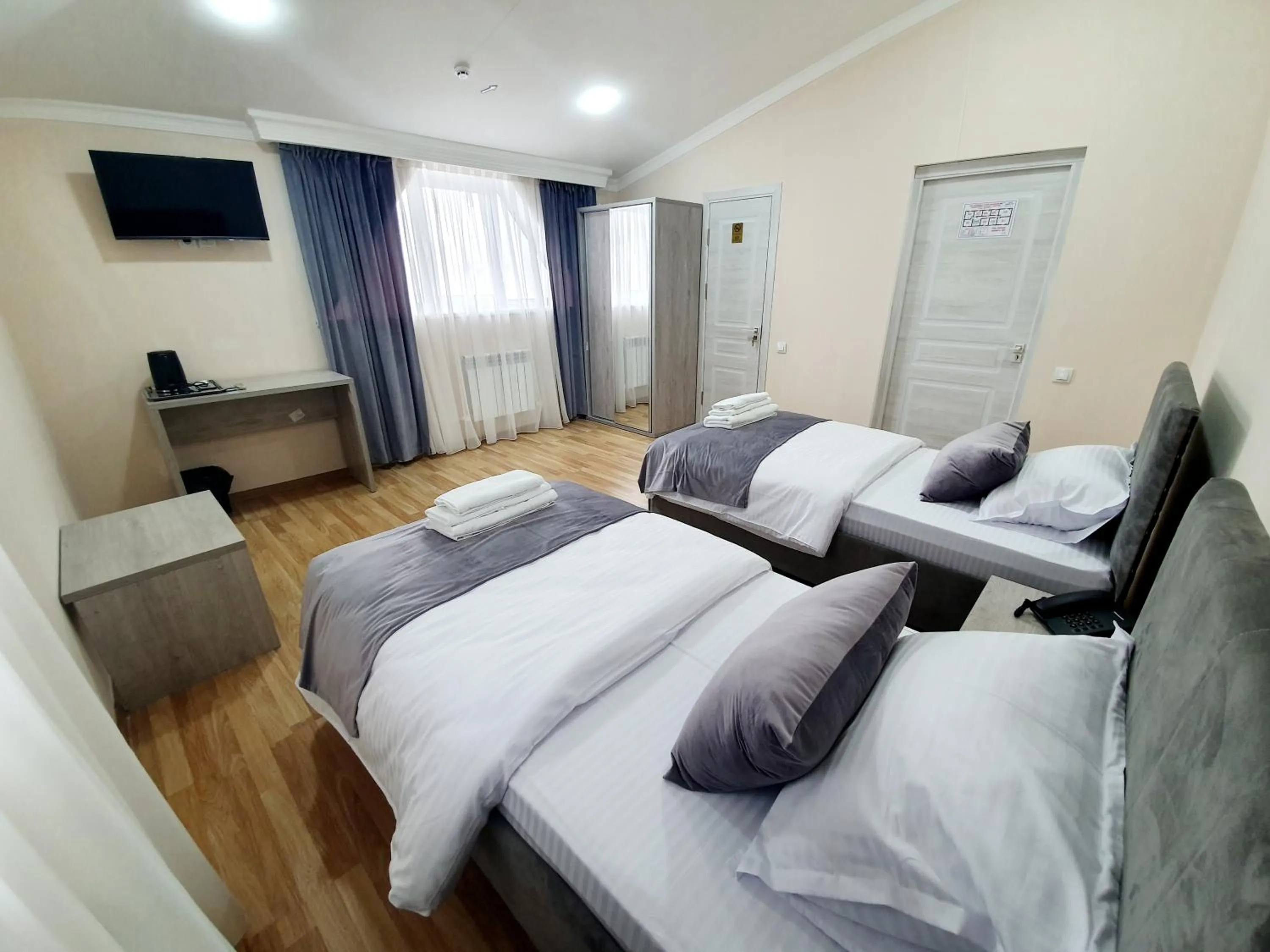 TV and multimedia, Bed in Hotel Shosh Boutique