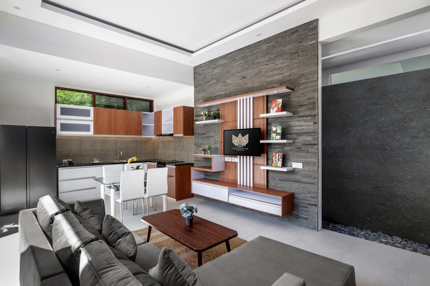 Kitchen or kitchenette in Puri Keraton Seminyak